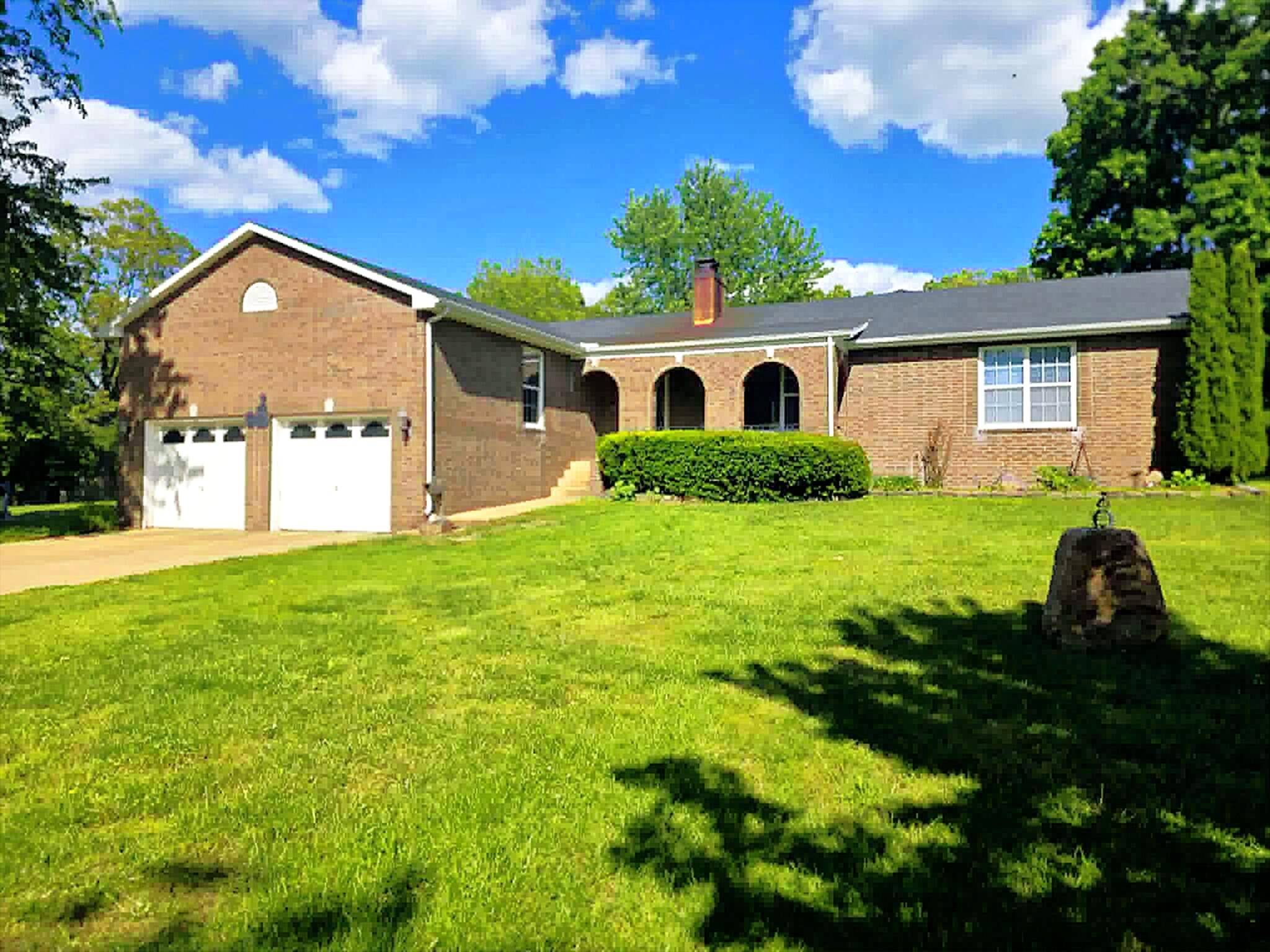 32497 Us Hwy 54 HWY, Preston, MO 65732