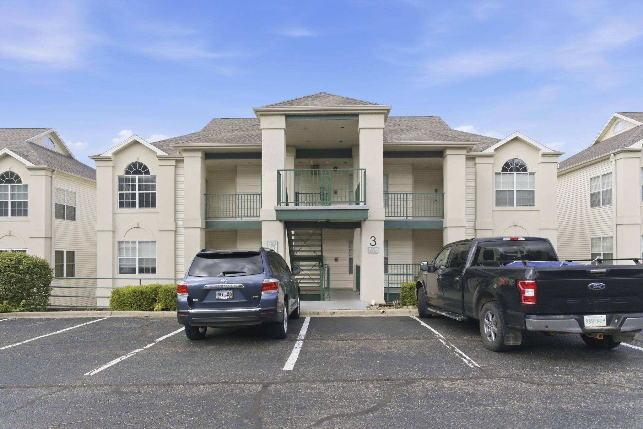 351 S Wildwood DR #3-2, Branson, MO 65616