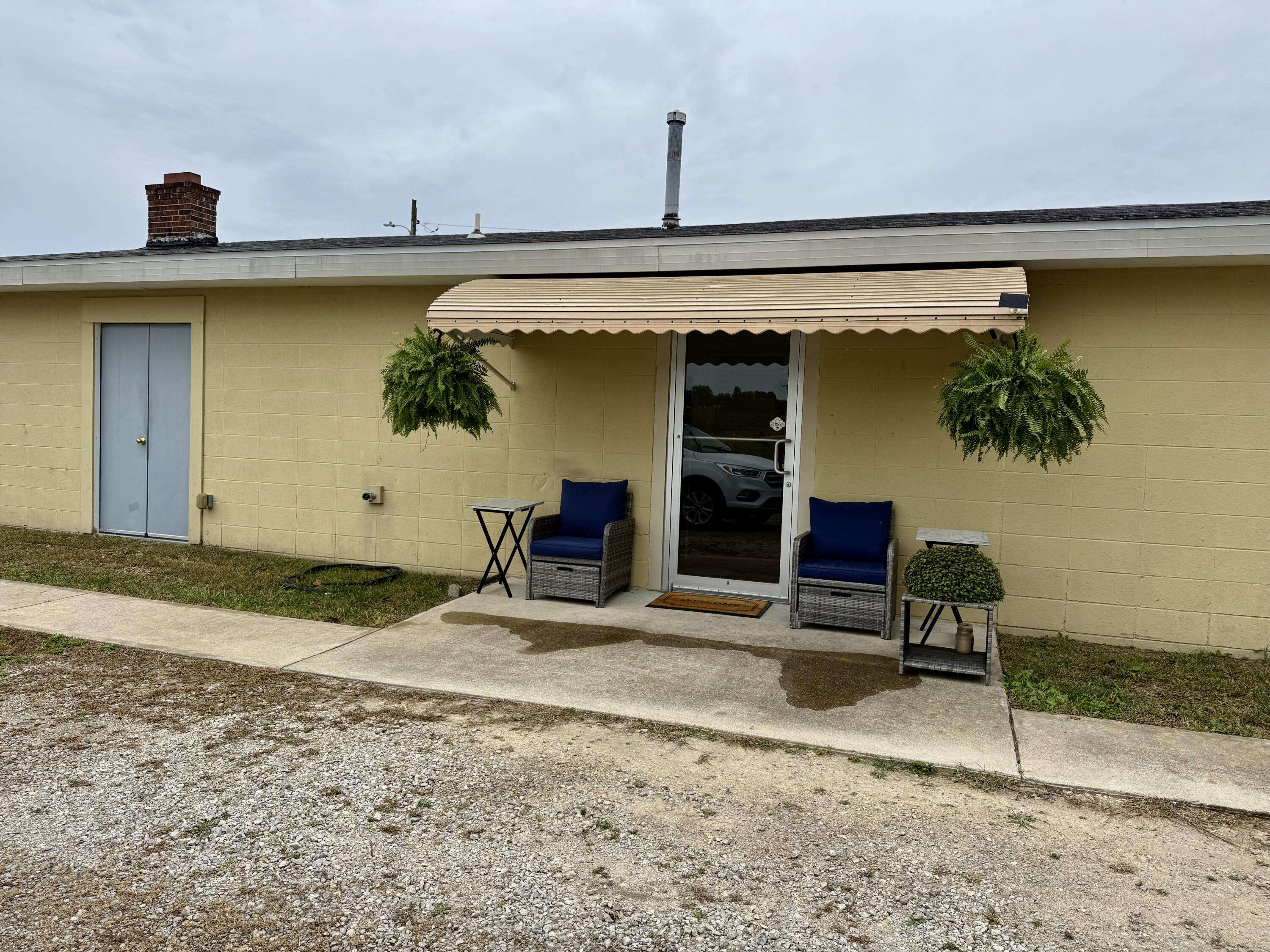 1306 Shull ST, Ava, MO 65608
