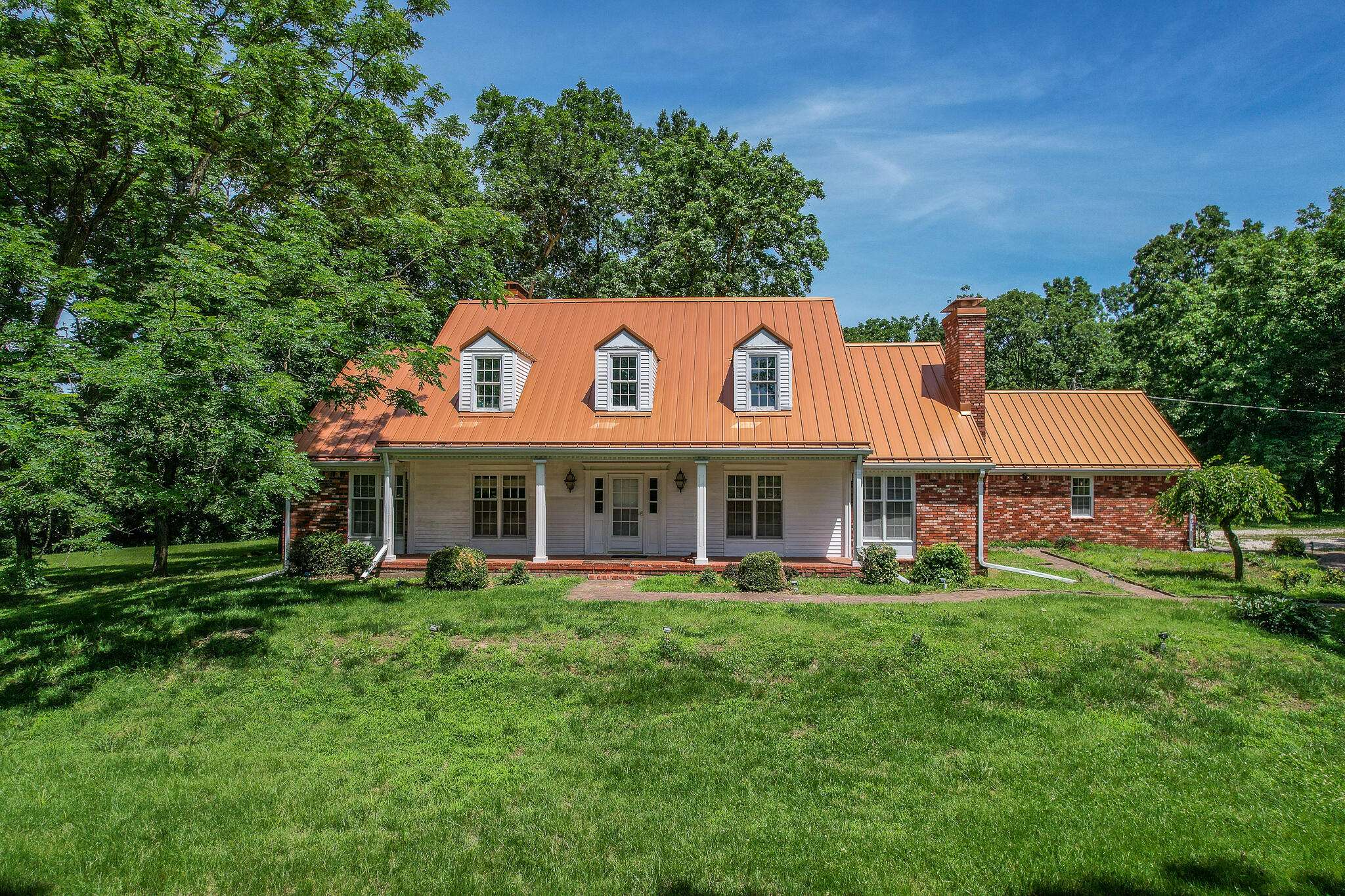 227 State Highway Y, Eldon, MO 65026