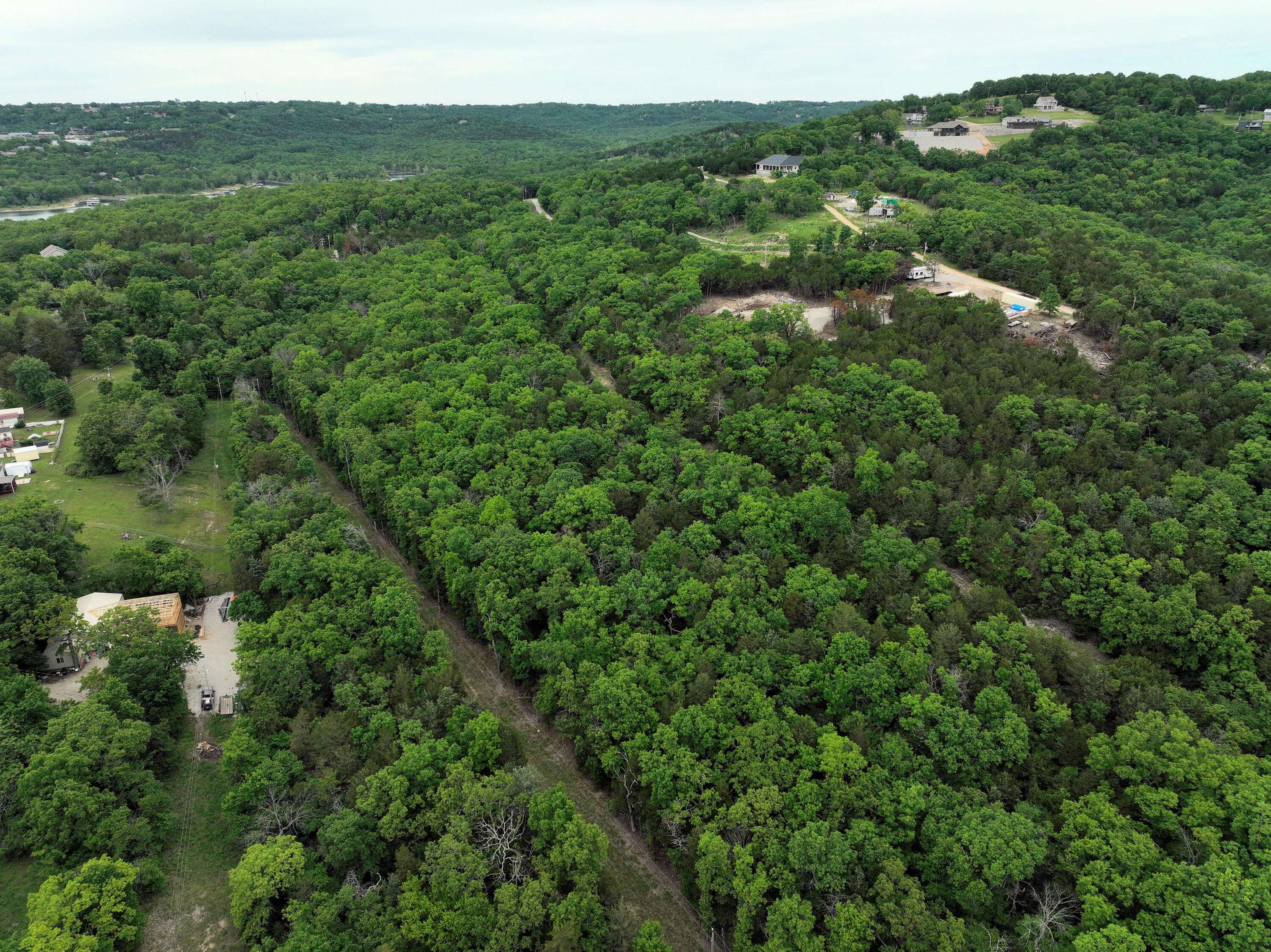 Tbd Windy Heron LN, Reeds Spring, MO 65737