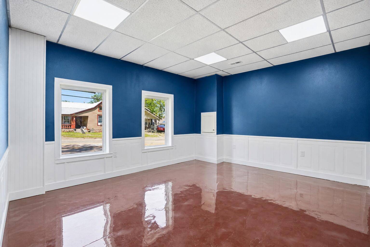 2240 N Grant AVE, Springfield, MO 65803