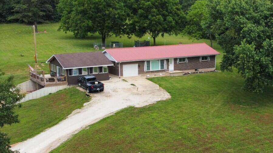 1964 Missouri 21, Centerville, MO 63633