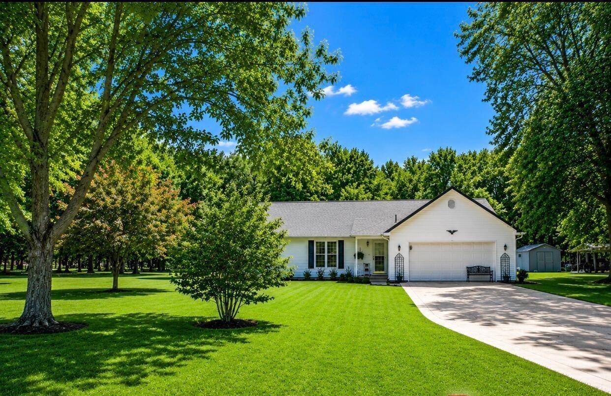 10415 County Loop 128, Carthage, MO 64836
