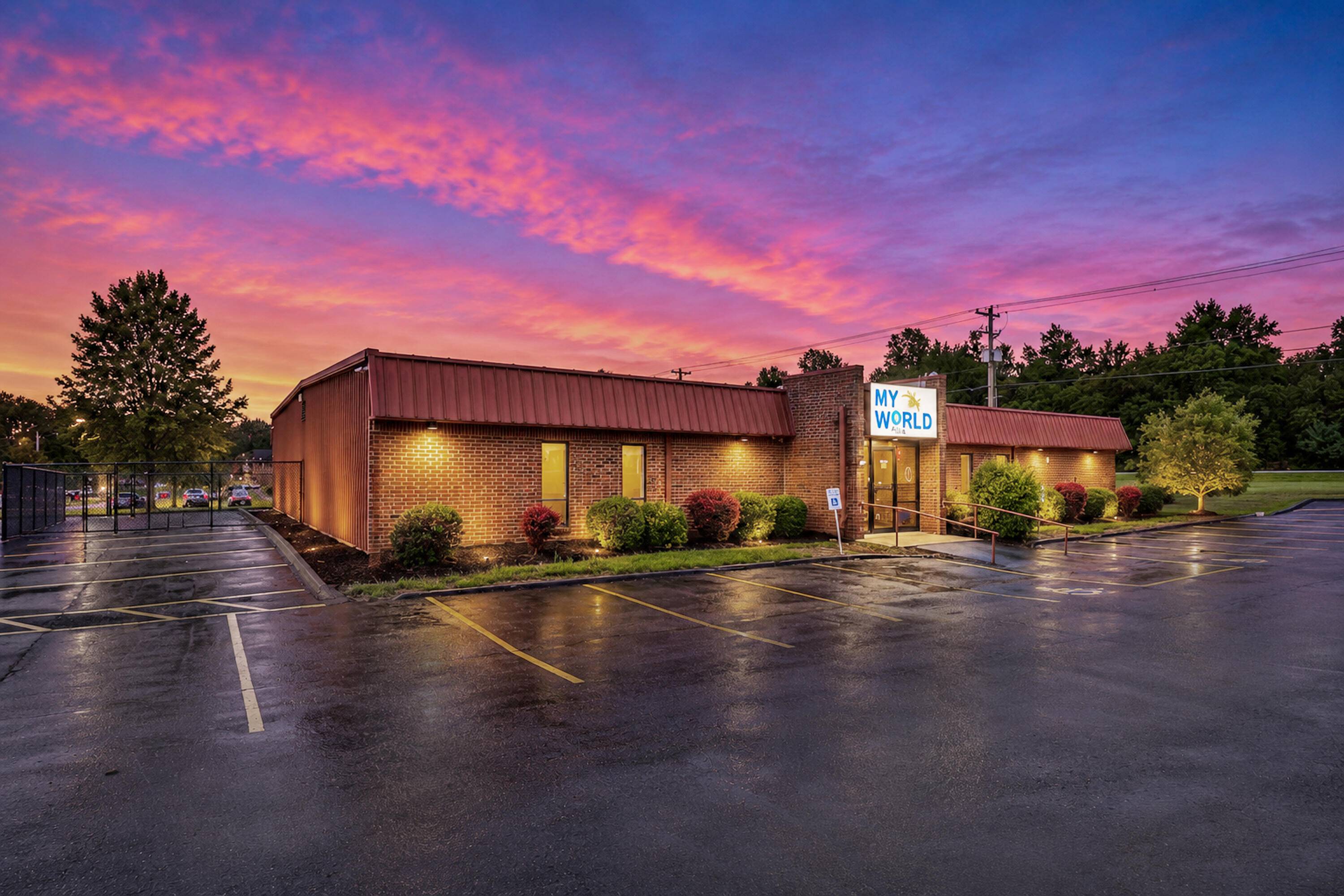 500 W Daniels ST, Ozark, MO 65721