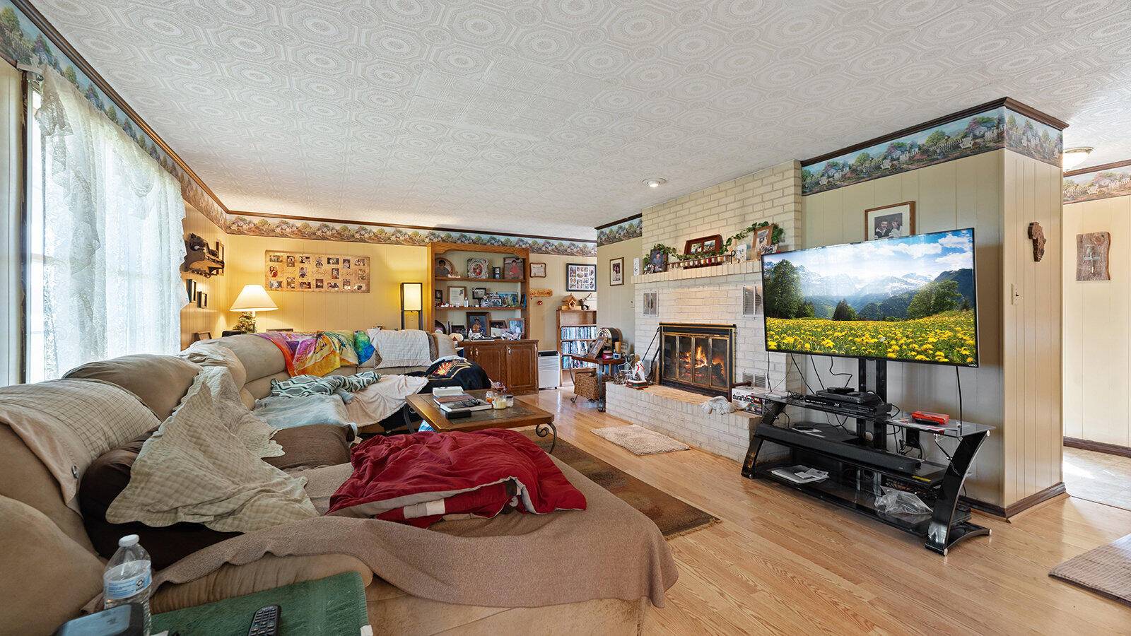 3551 State Highway 37, Reeds, MO 64859