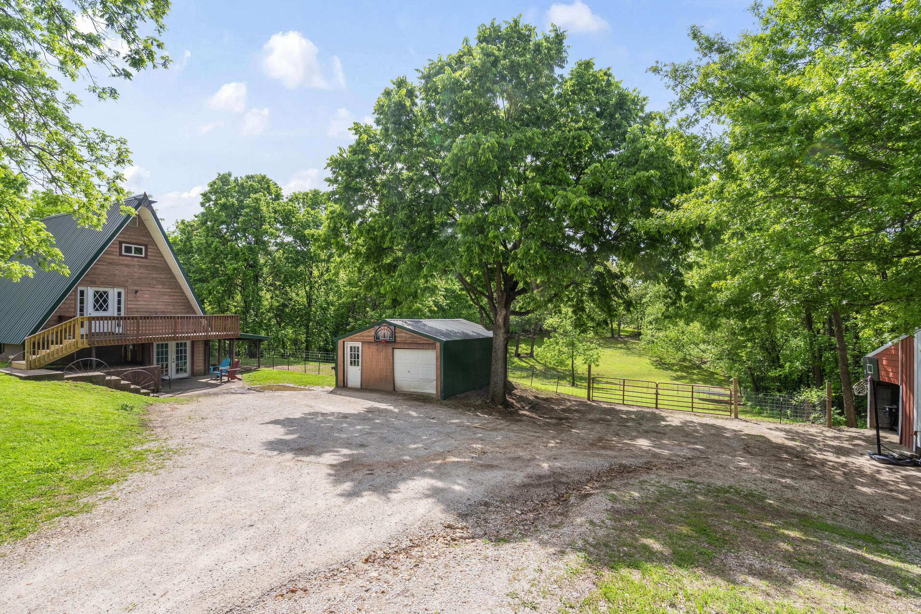 300 W Jackson ST, Stockton, MO 65785