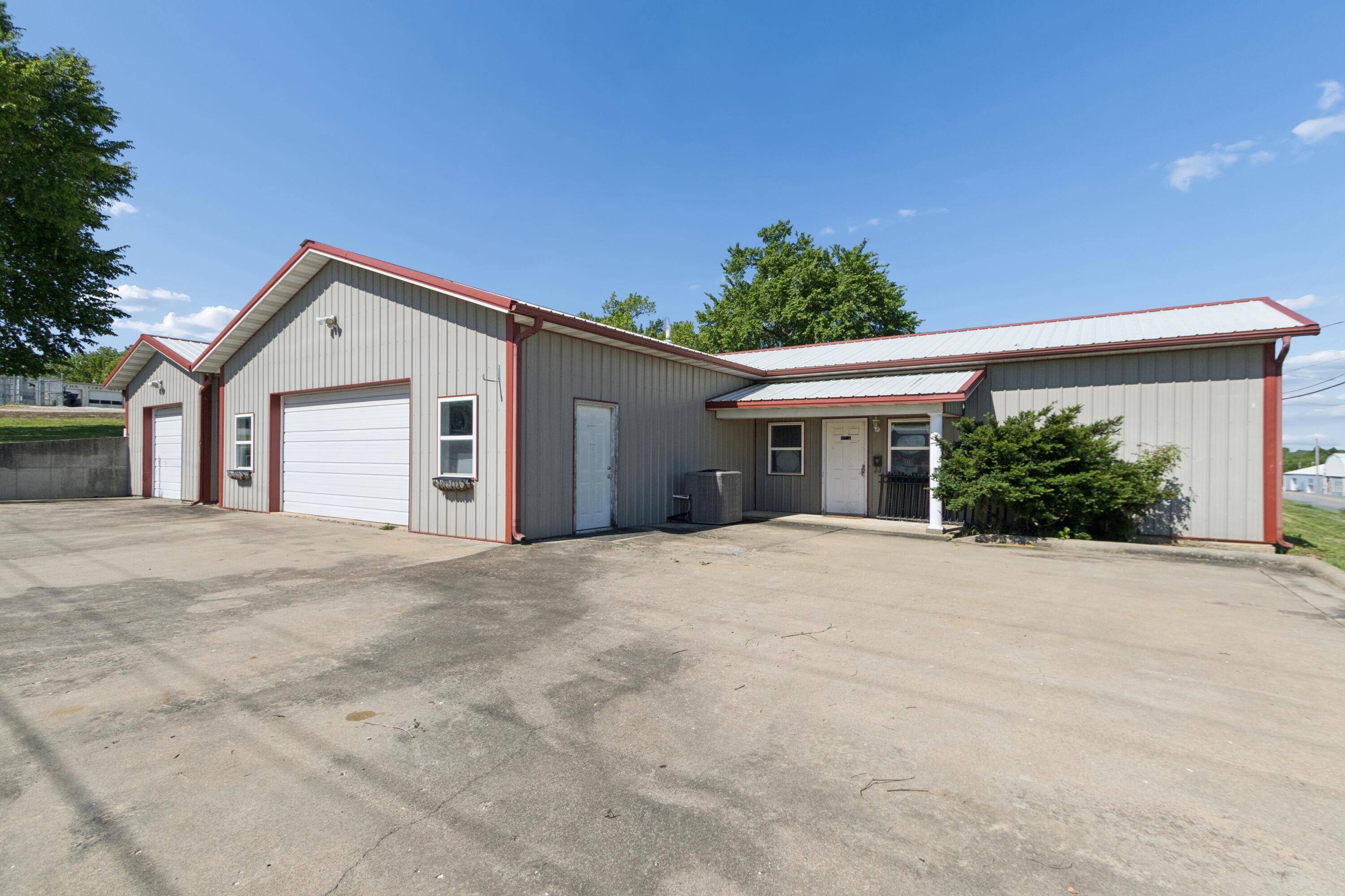 101 S High ST, Stockton, MO 65785