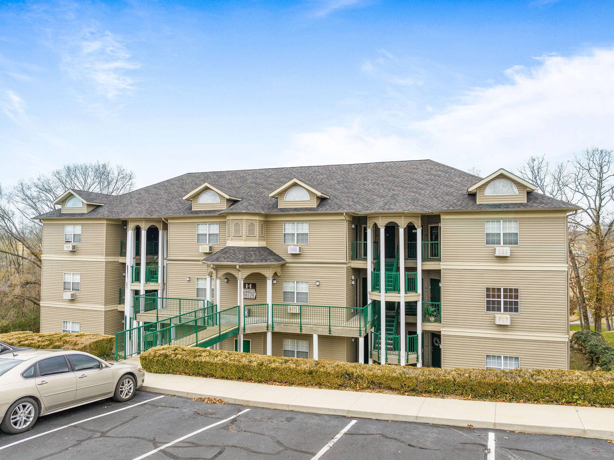 813 Holiday Ridge #3, Branson, MO 65616