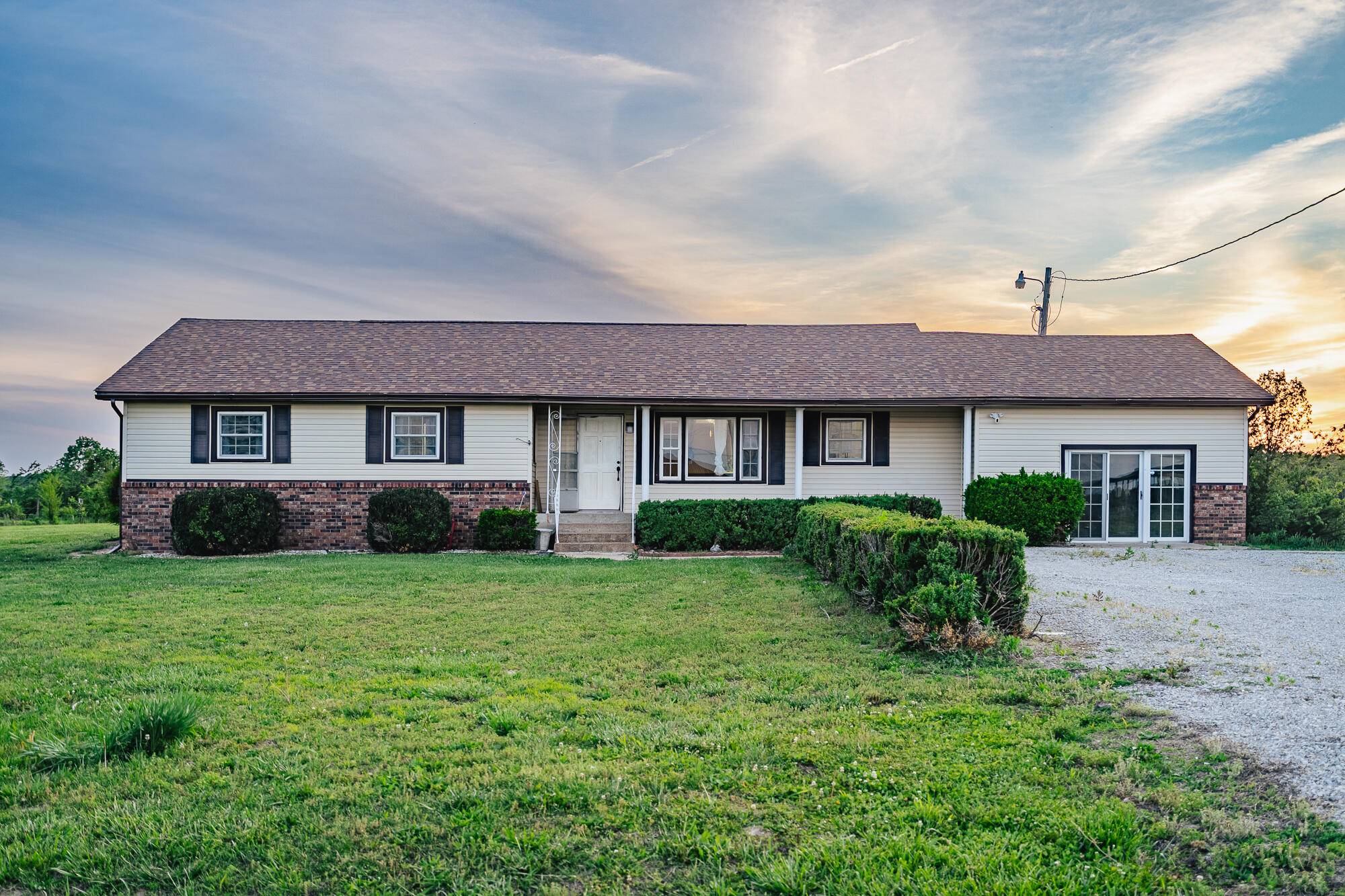 11305 State Route Jj, West Plains, MO 65775