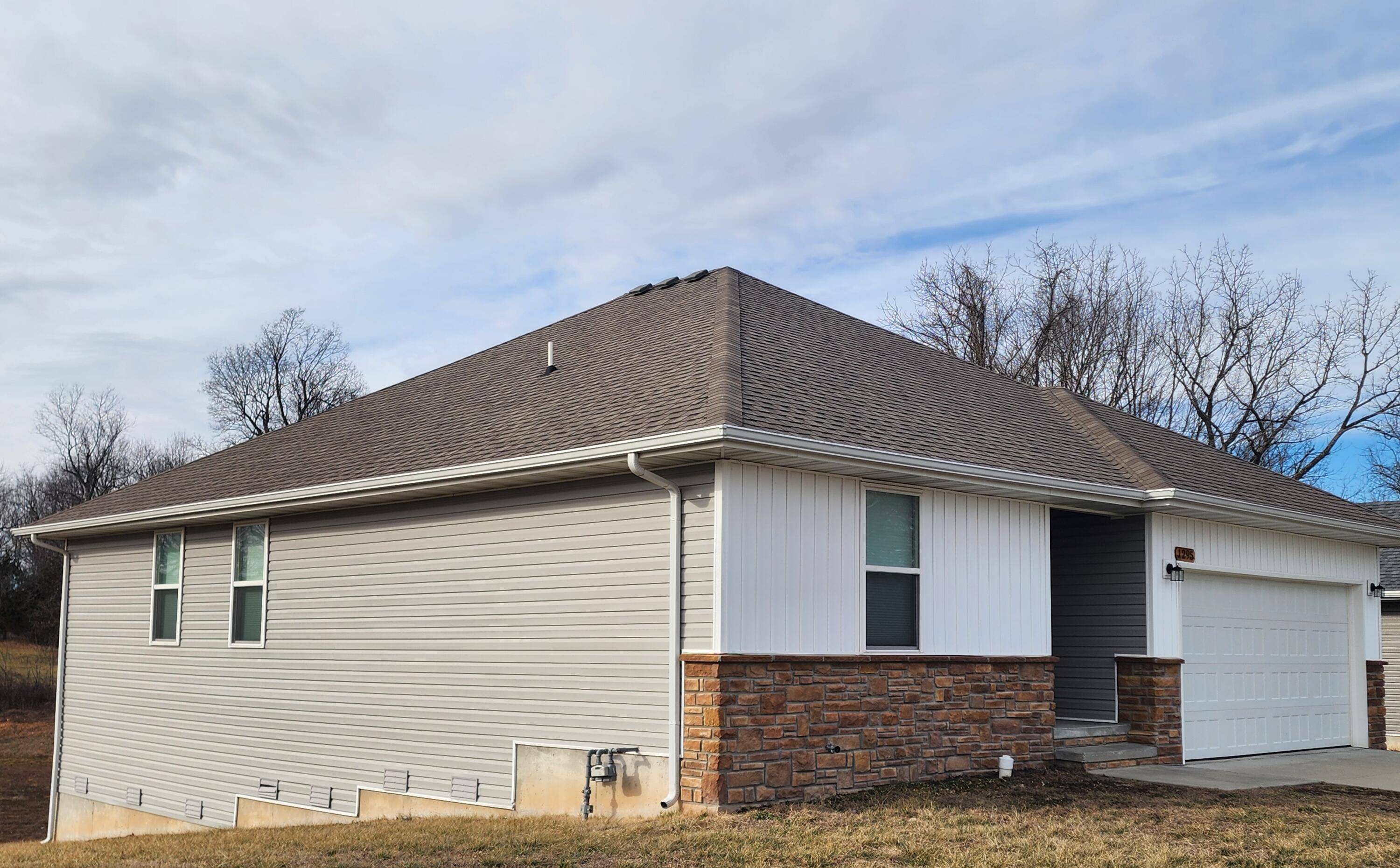 1295 S Whitaker AVE, Republic, MO 65738