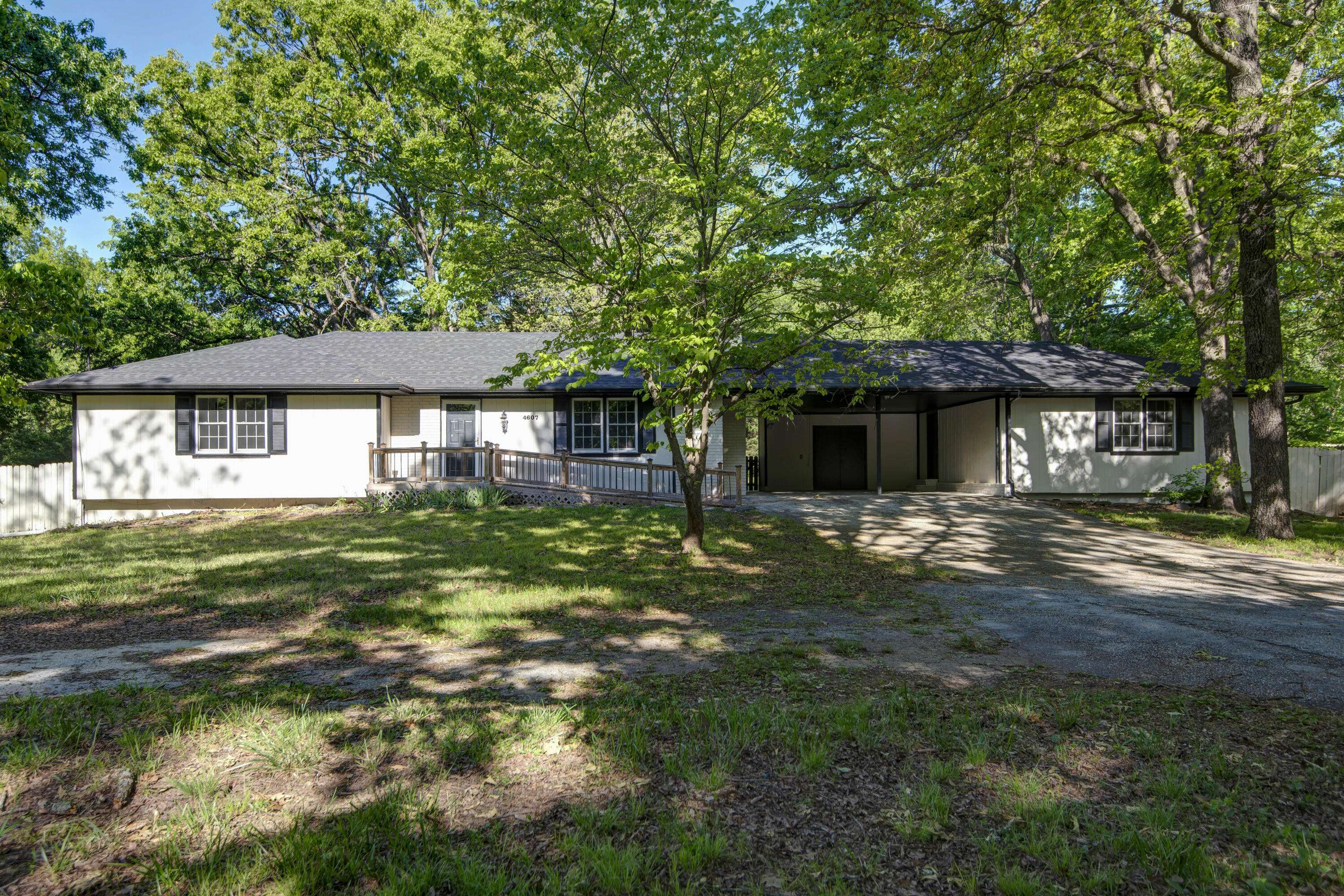 4607 S Chrisman AVE, Springfield, MO 65804