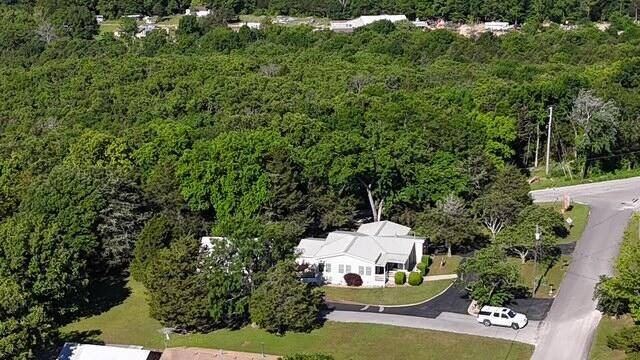 32 Ledgestone RD, Shell Knob, MO 65747