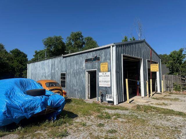 105 E Comanche ST, Southwest City, MO 64863