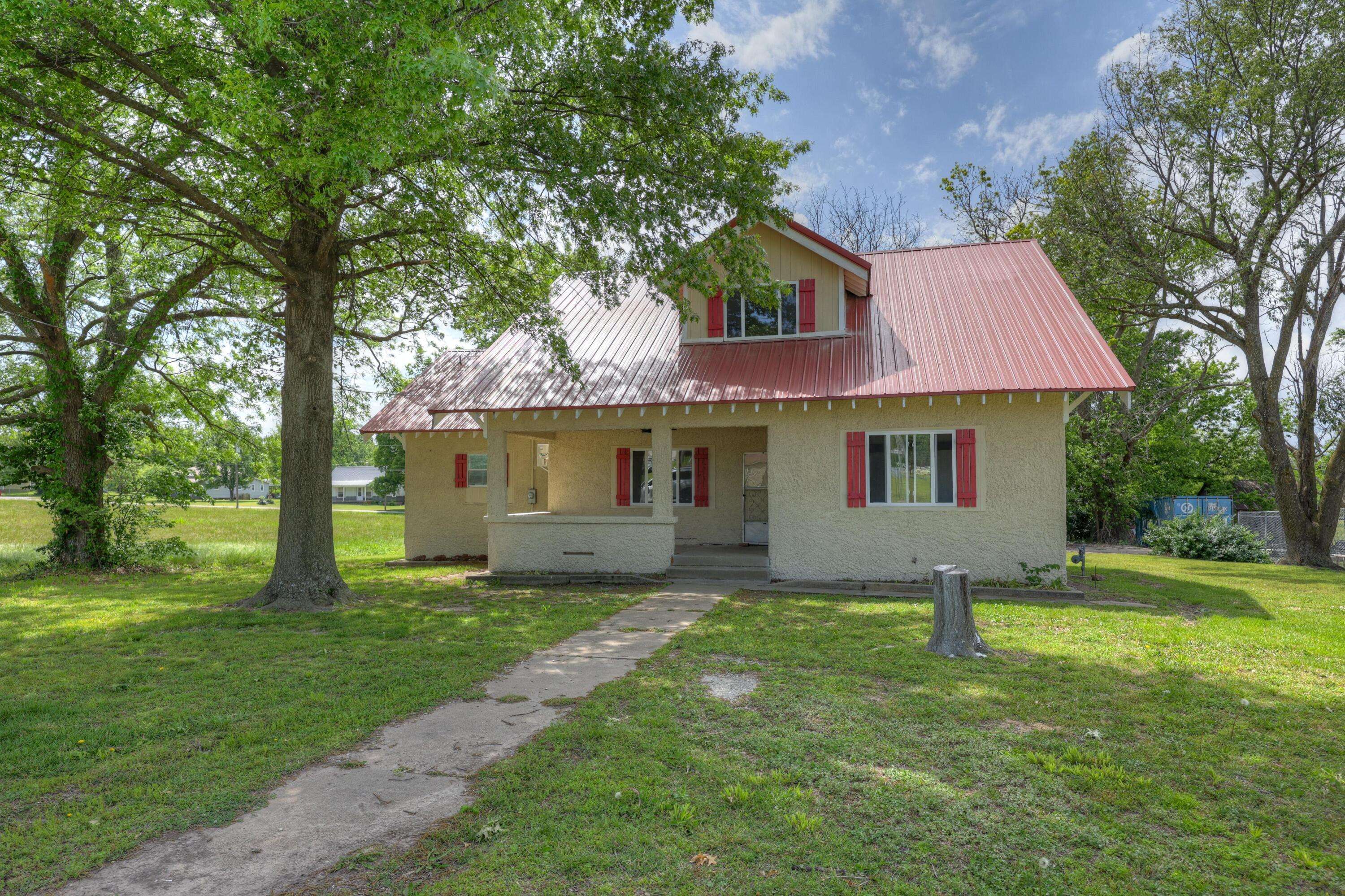 508 Vine ST, Golden City, MO 64748