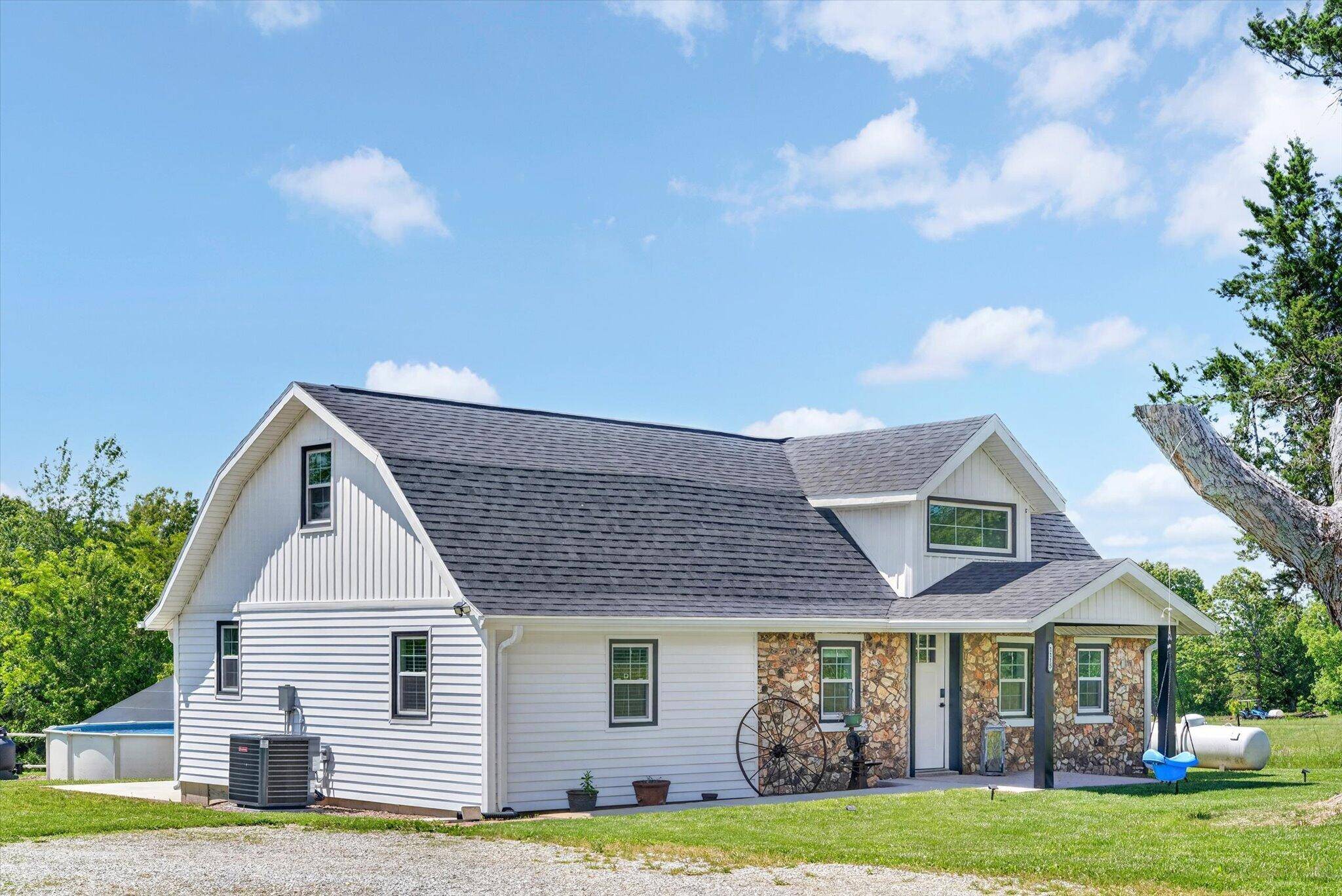 1115 Highlandville RD, Highlandville, MO 65669