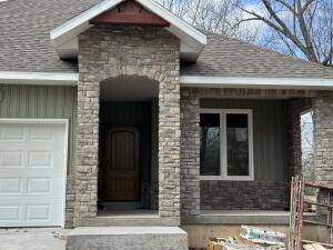 1907 N Lake LN, Nixa, MO 65714