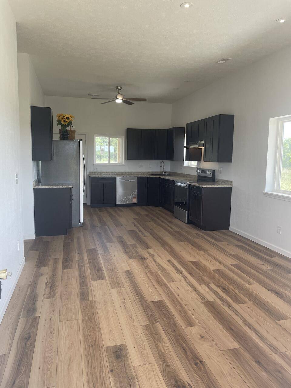 7026 Grimes Mill DR, Mountain Grove, MO 65711