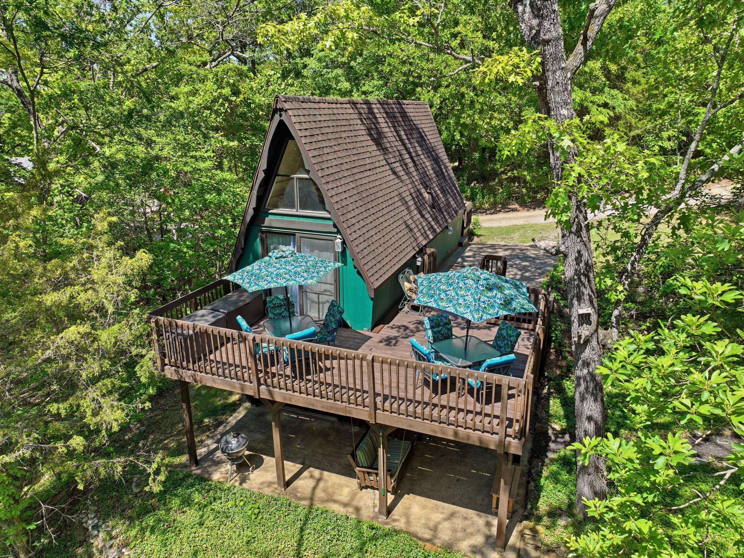 514 Iroquois LN, Lampe, MO 65681