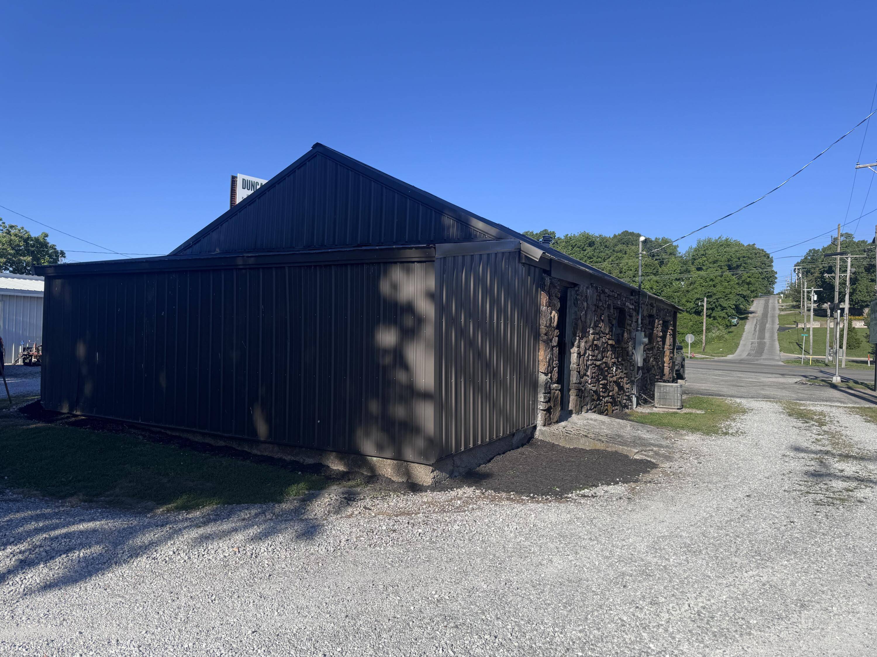 729 S Neosho BLVD, Neosho, MO 64850