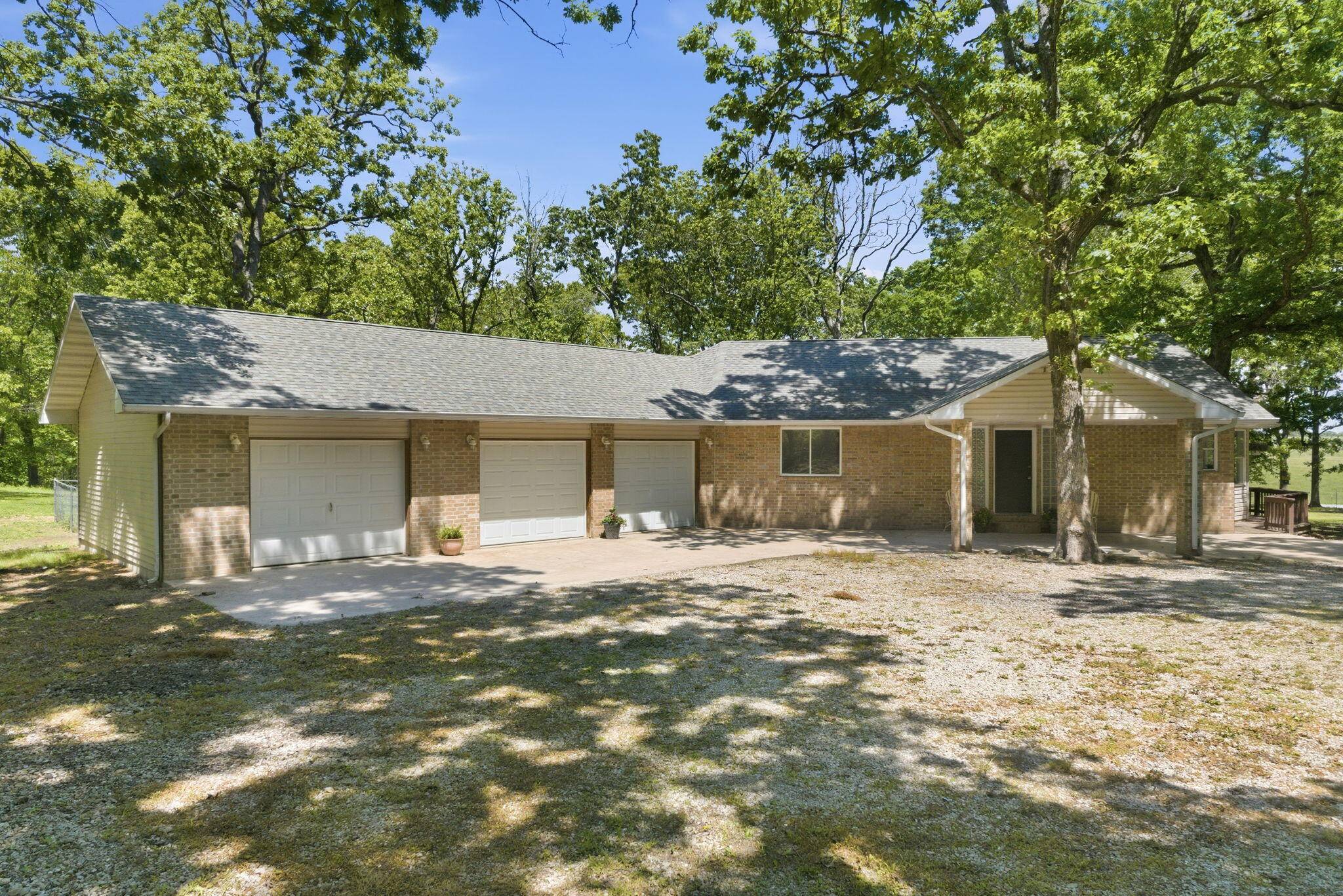 383 State Road H, Elkland, MO 65644