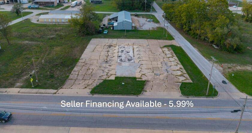 909 N Jefferson ST, Ava, MO 65608