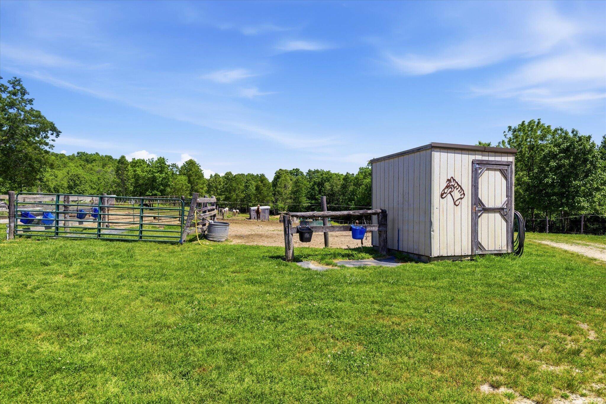 15511 Co RD #115, Macomb, MO 65702