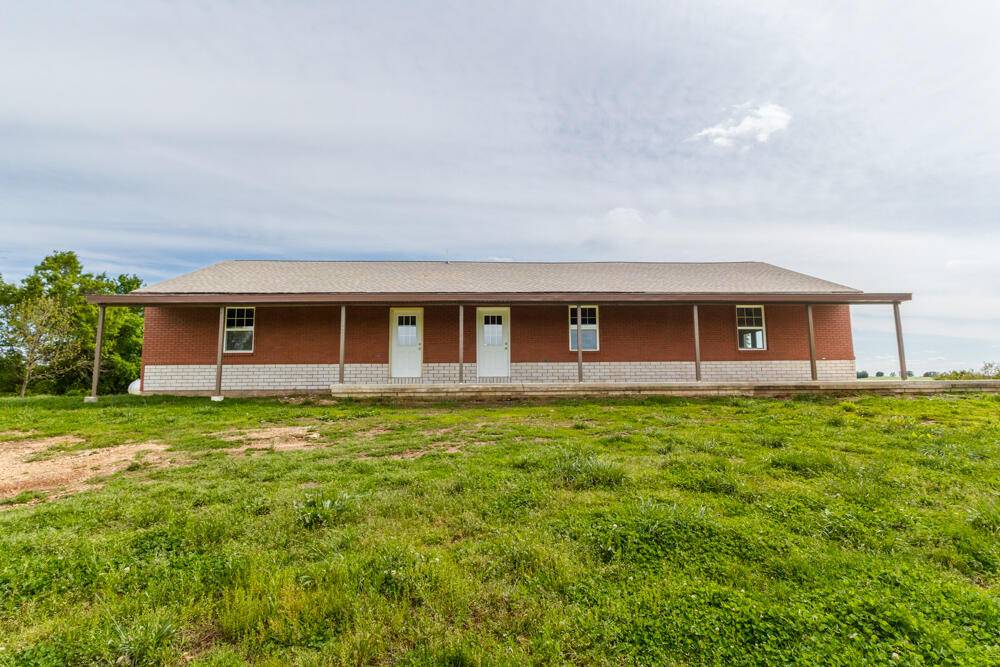 304 Trappers TRL, Richland, MO 65556