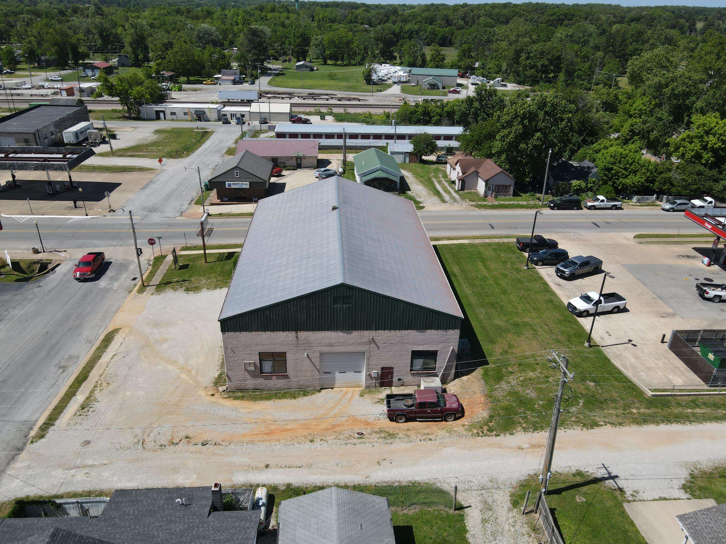 201 W Main ST, Willow Springs, MO 65793