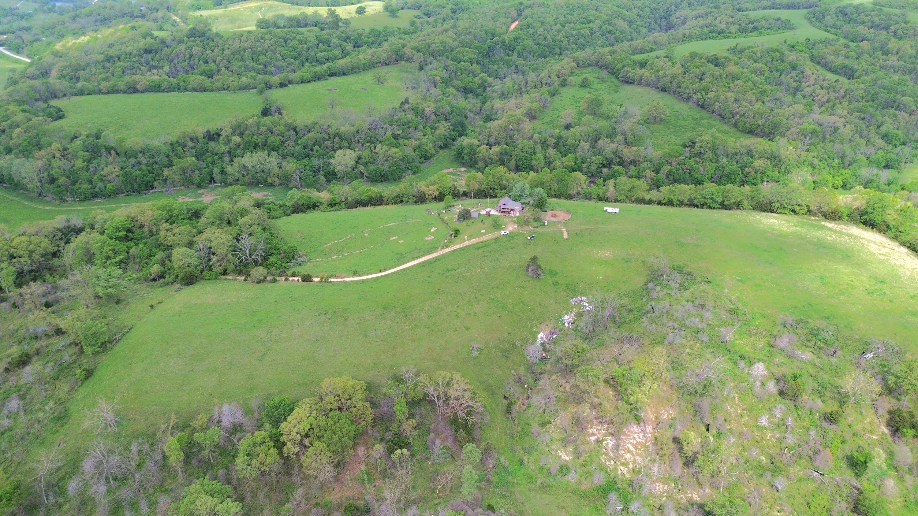 15309 E State Highway 90, Washburn, MO 65772