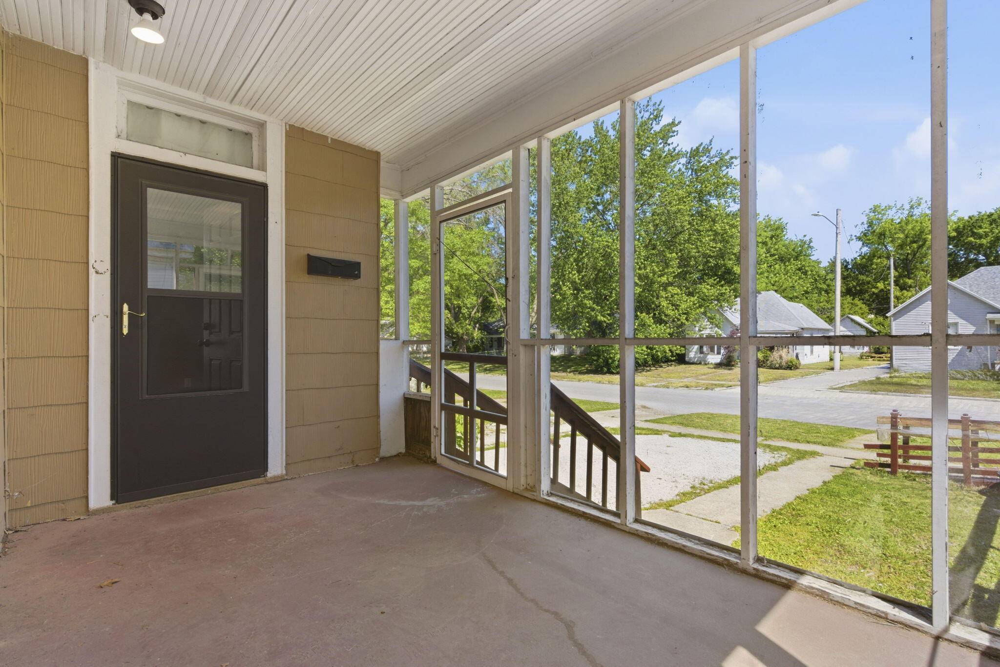 822 W Scott ST, Springfield, MO 65802