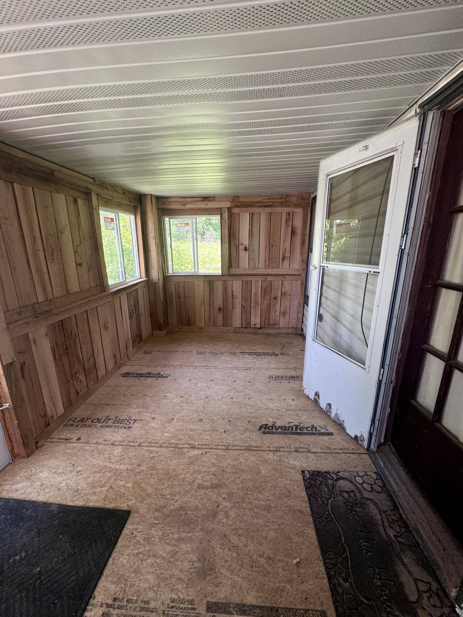 309 E Webster AVE, Ava, MO 65608