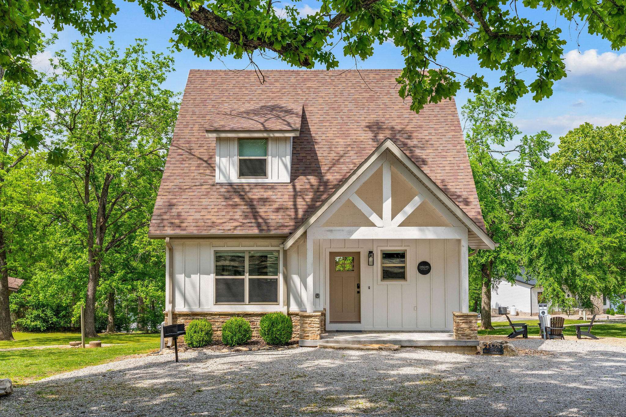 26915 Reel LN, Shell Knob, MO 65747