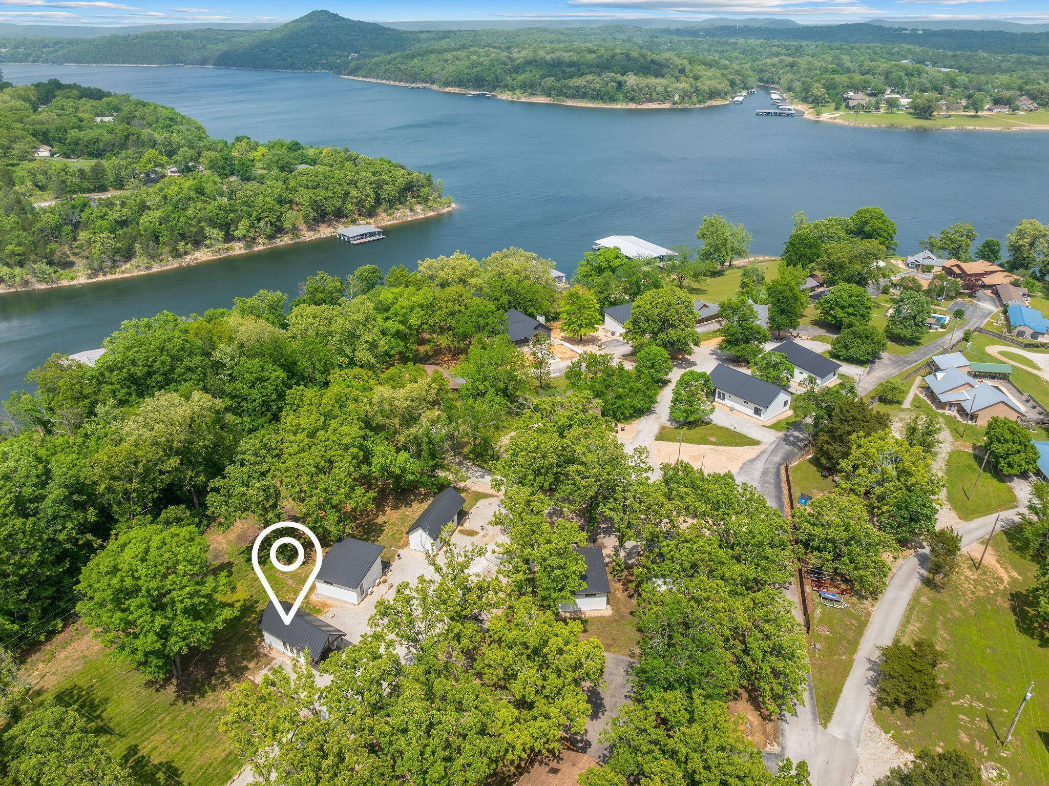 26953 Reel LN, Shell Knob, MO 65747