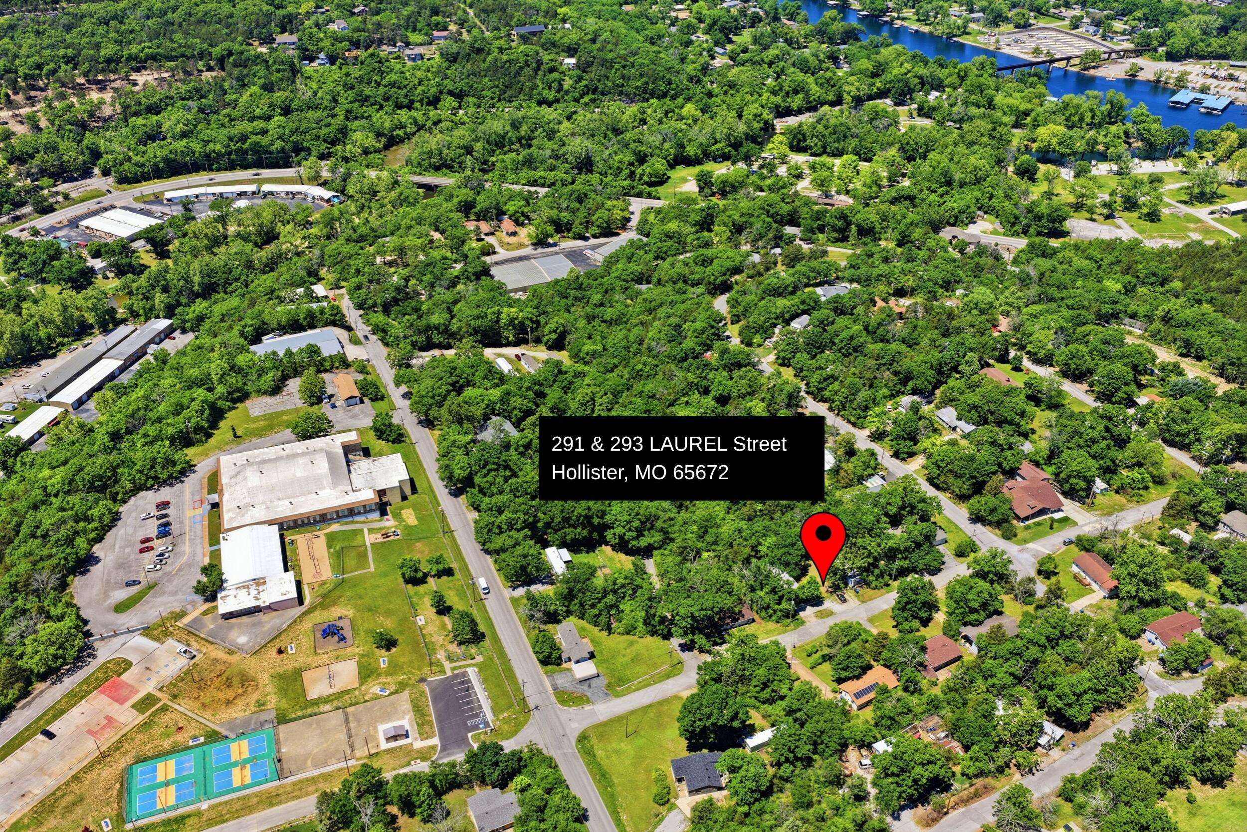 291 293 Laurel ST, Hollister, MO 65672