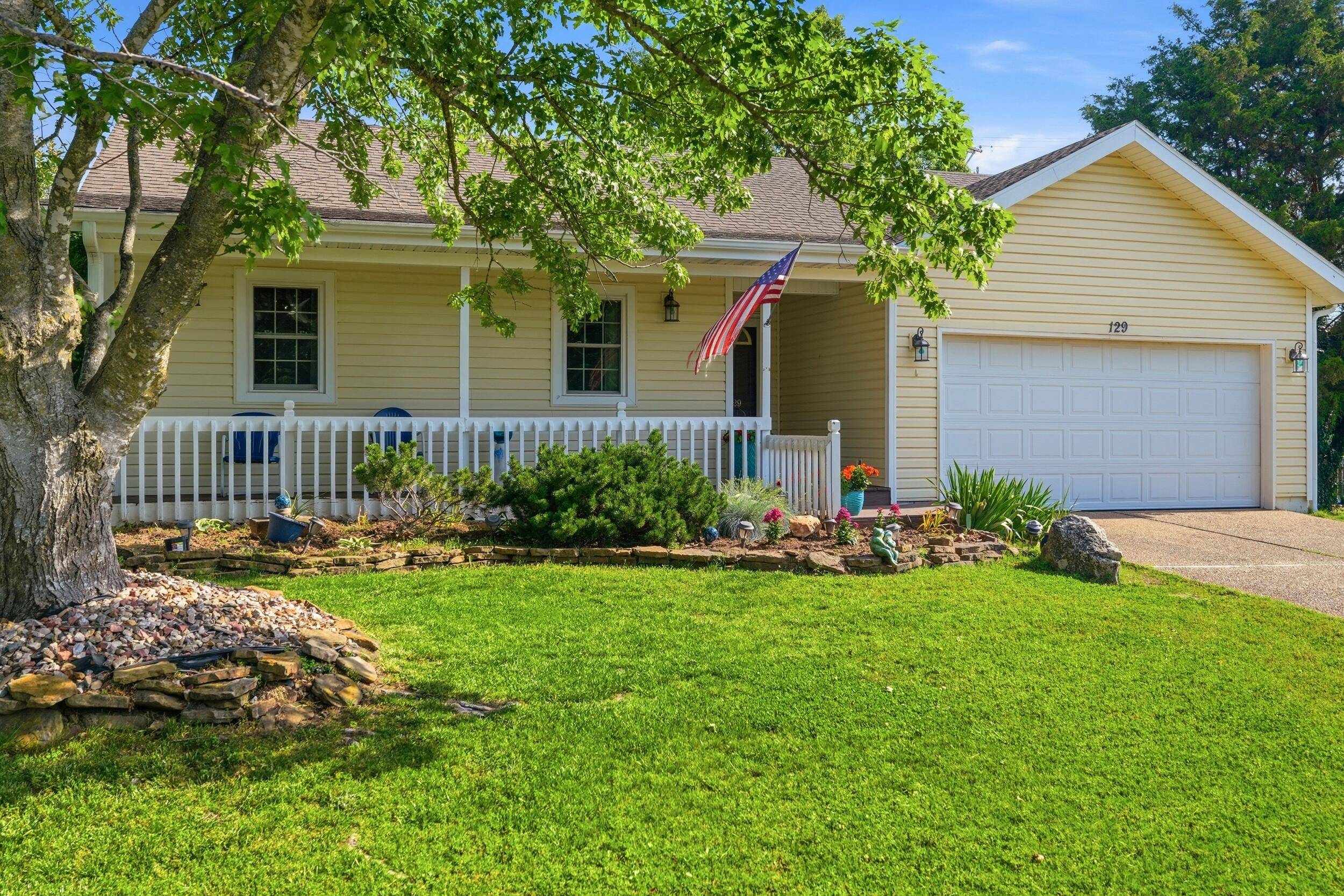 129 Lancashire Drive, Branson, MO 65616