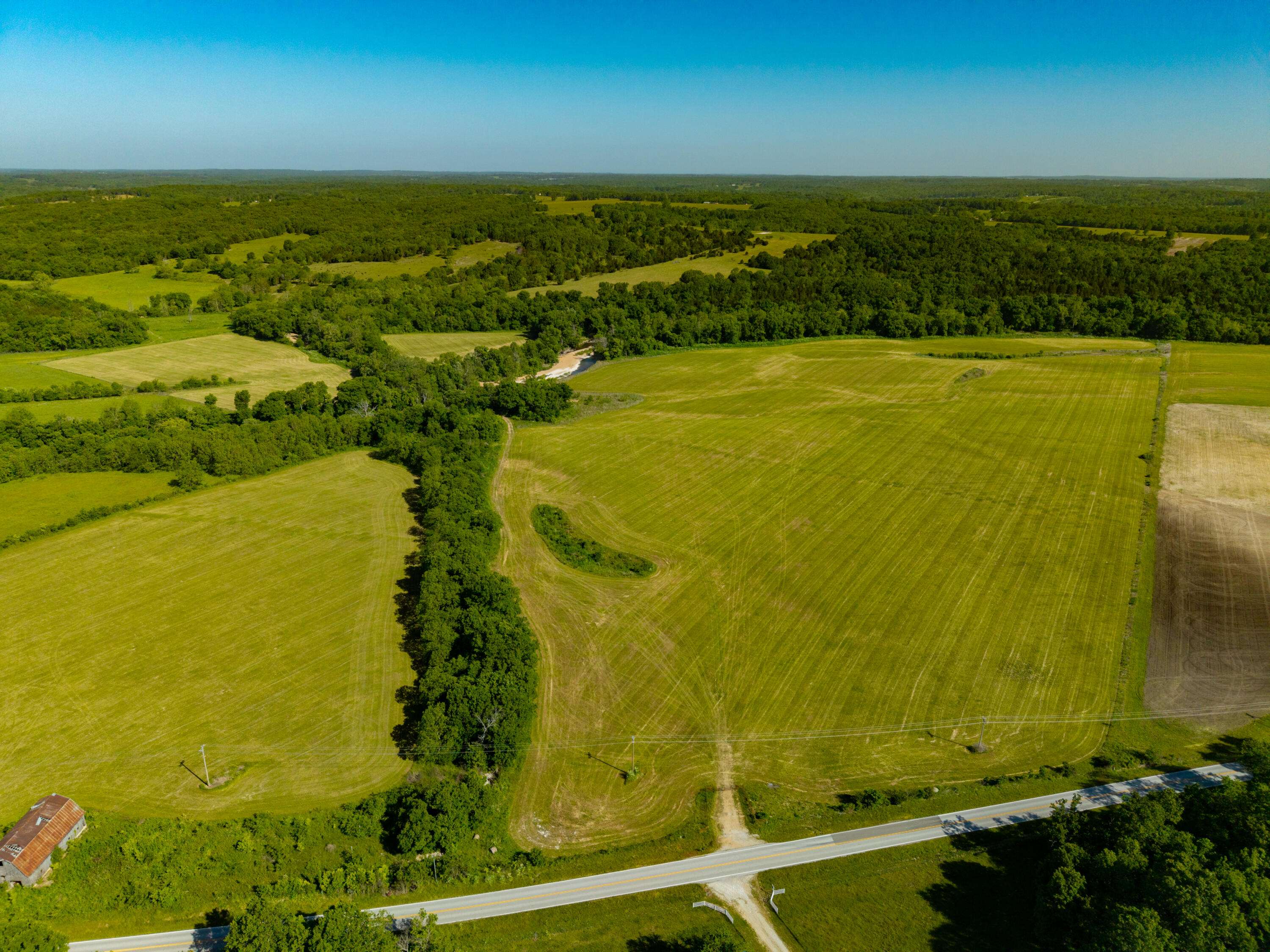 000 St Highway 38, Hartville, MO 65667