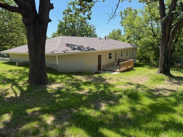 1311 N Mansfield RD, Ava, MO 65608