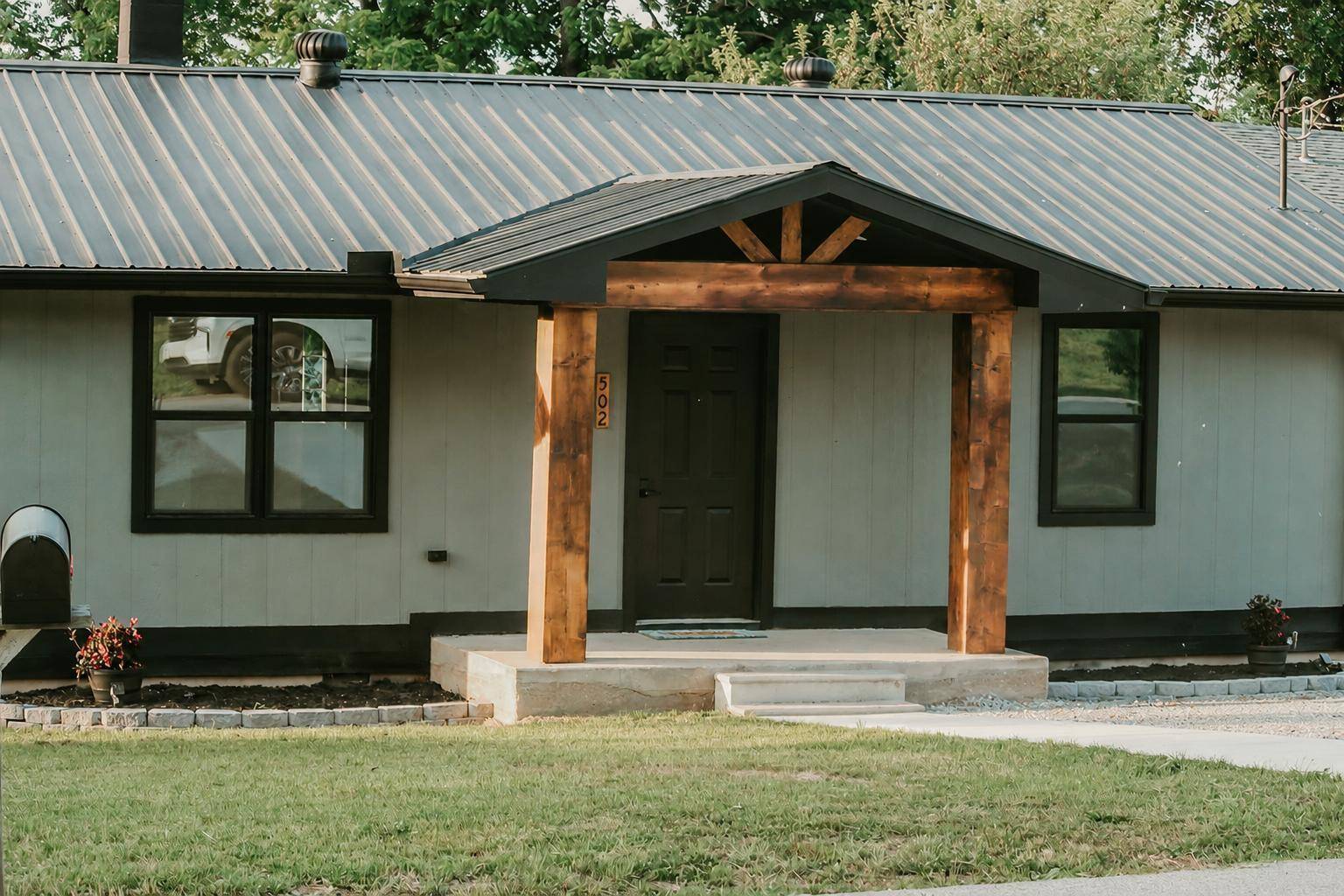 502 Bunch Avenue, Ava, MO 65608