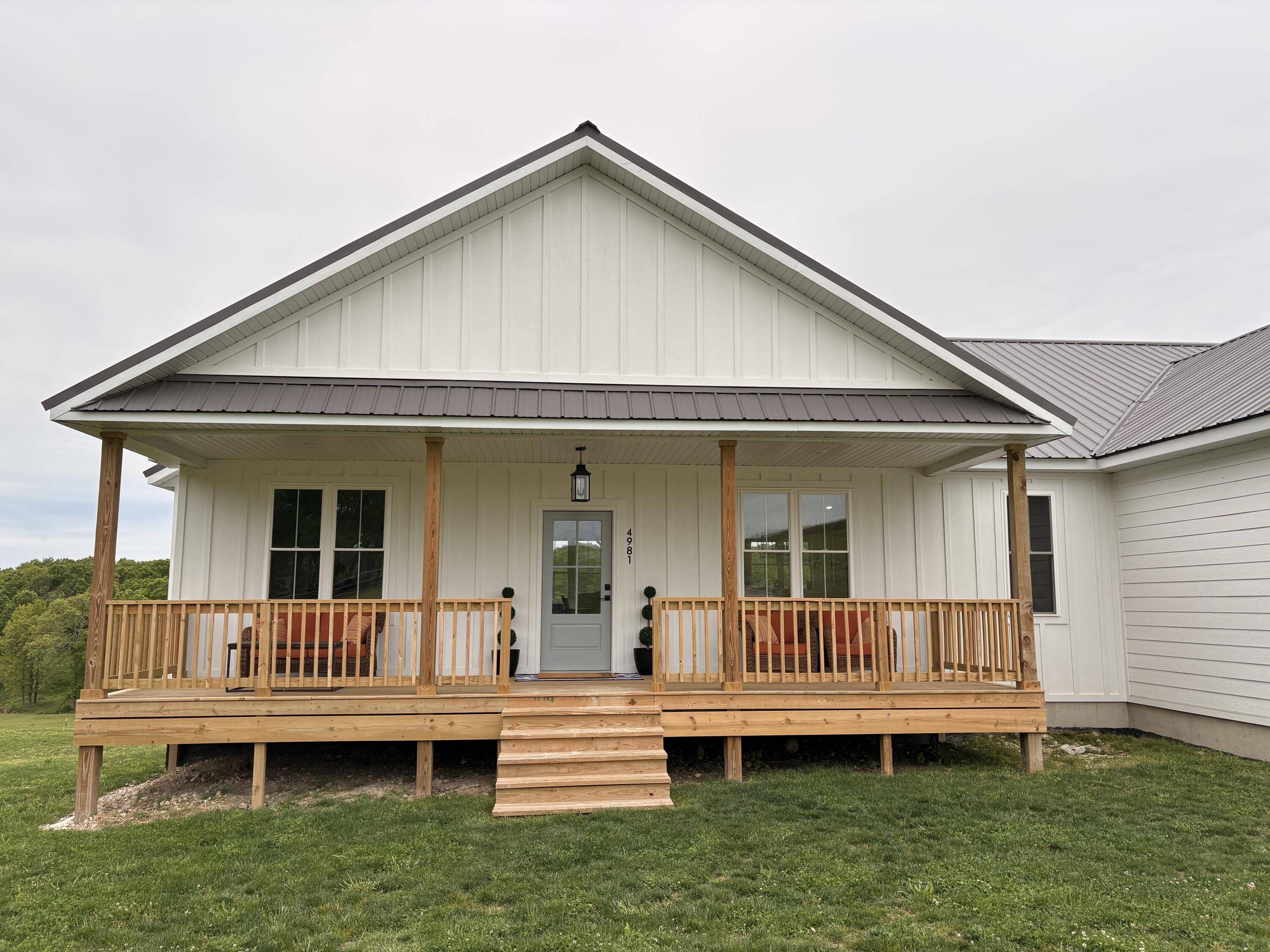4981 Highway Mm, Mountain Grove, MO 65711