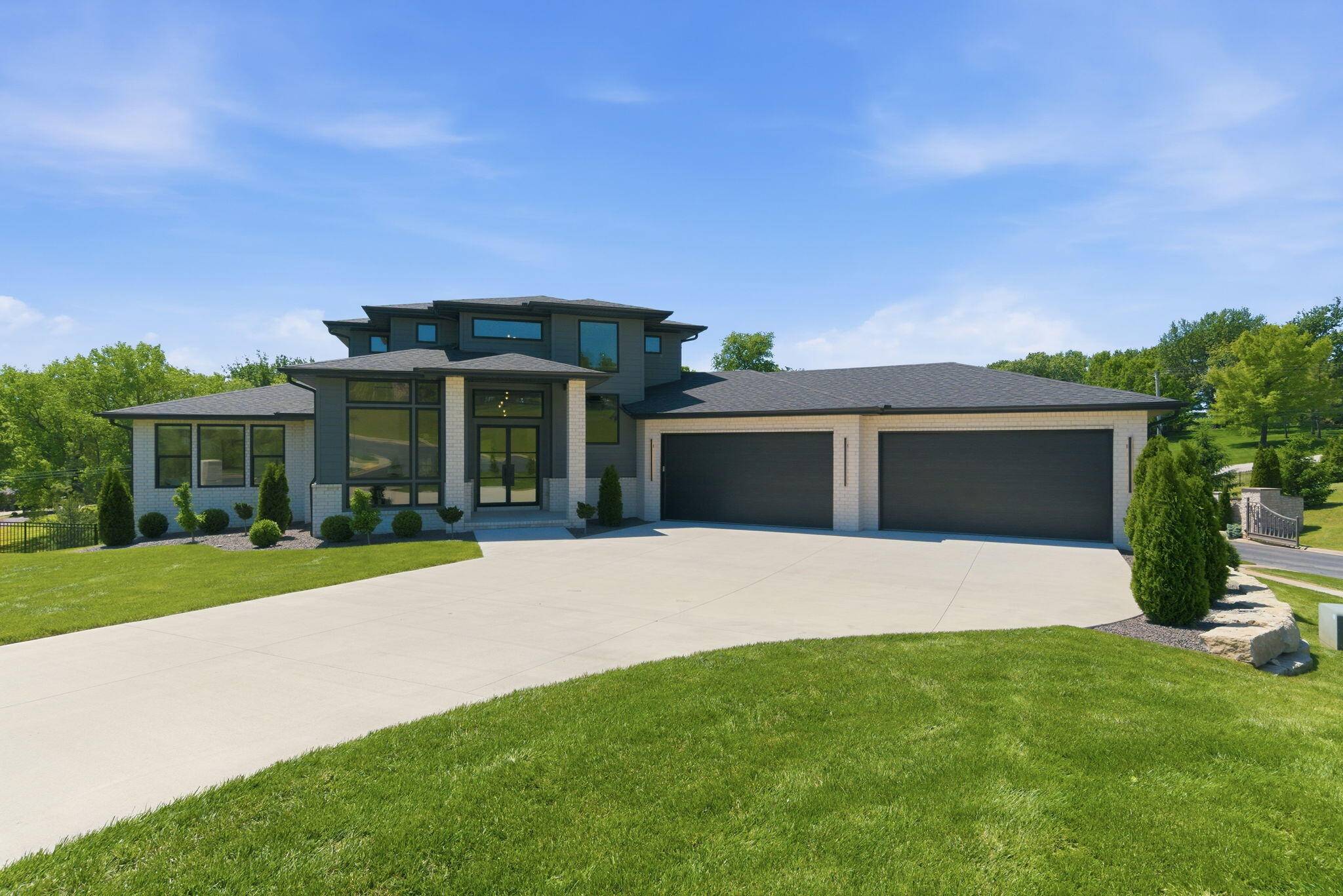 4110 E Shafter CIR, Springfield, MO 65809
