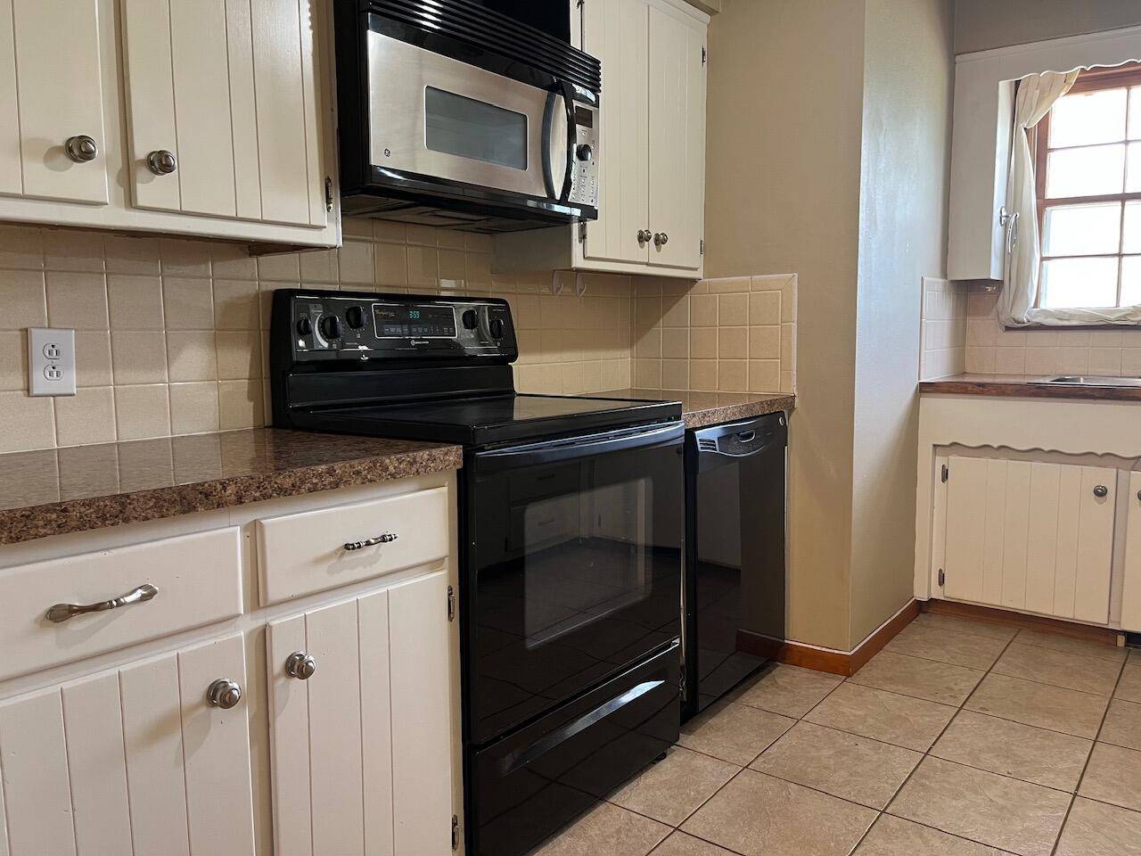 4851 S Farm Road 137, Springfield, MO 65810