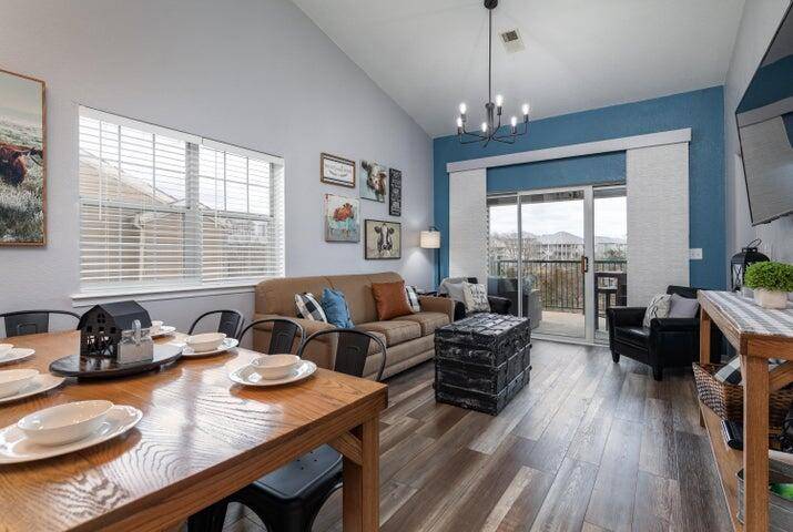 525 Valley View RD #301, Branson, MO 65616