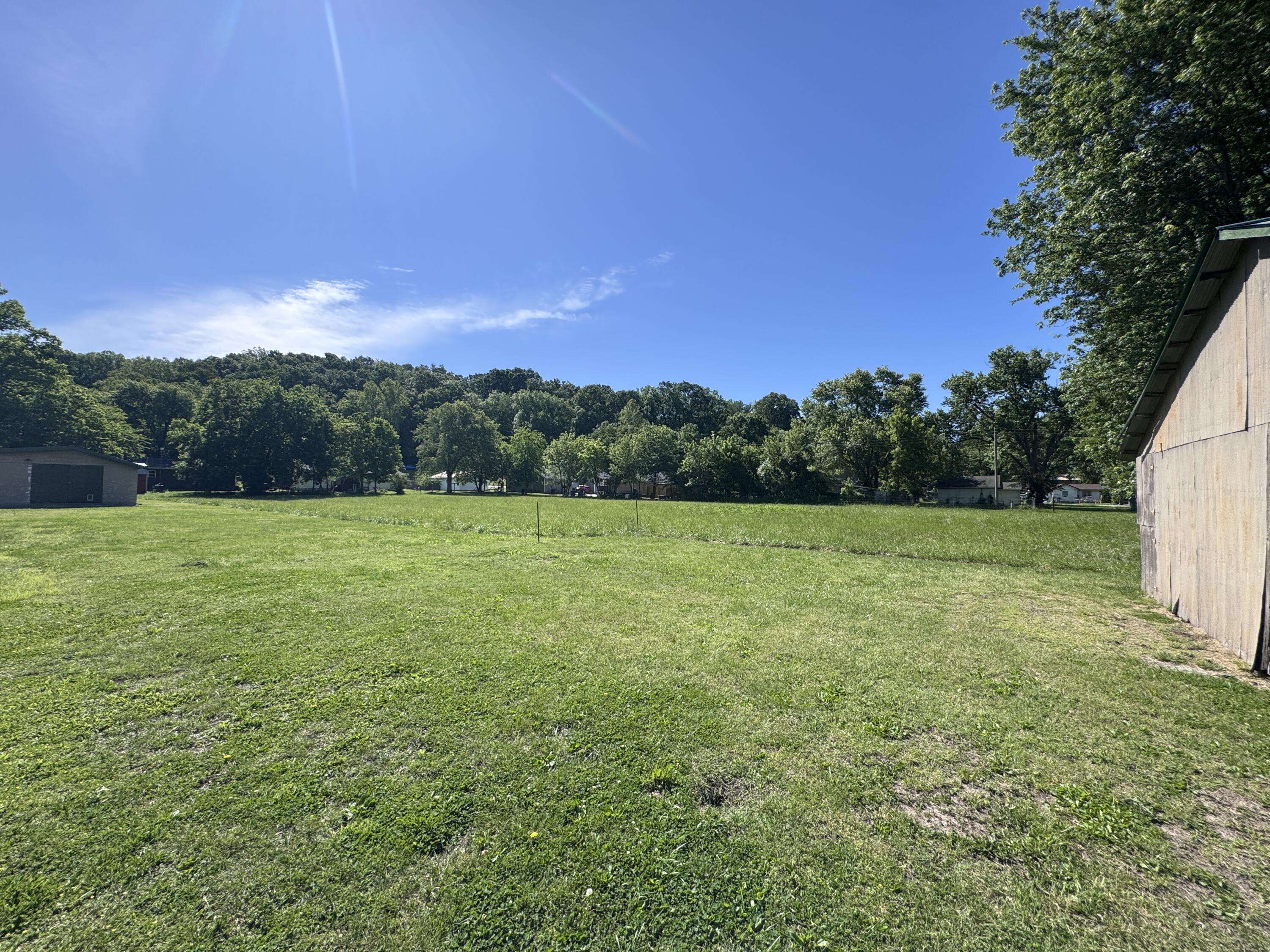 102 Walnut ST, Seneca, MO 64865