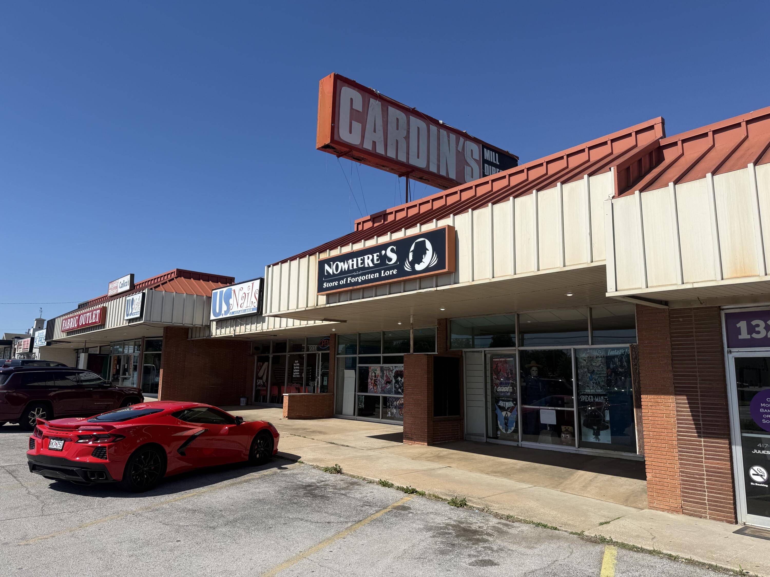 1327 S Glenstone AVE, Springfield, MO 65804