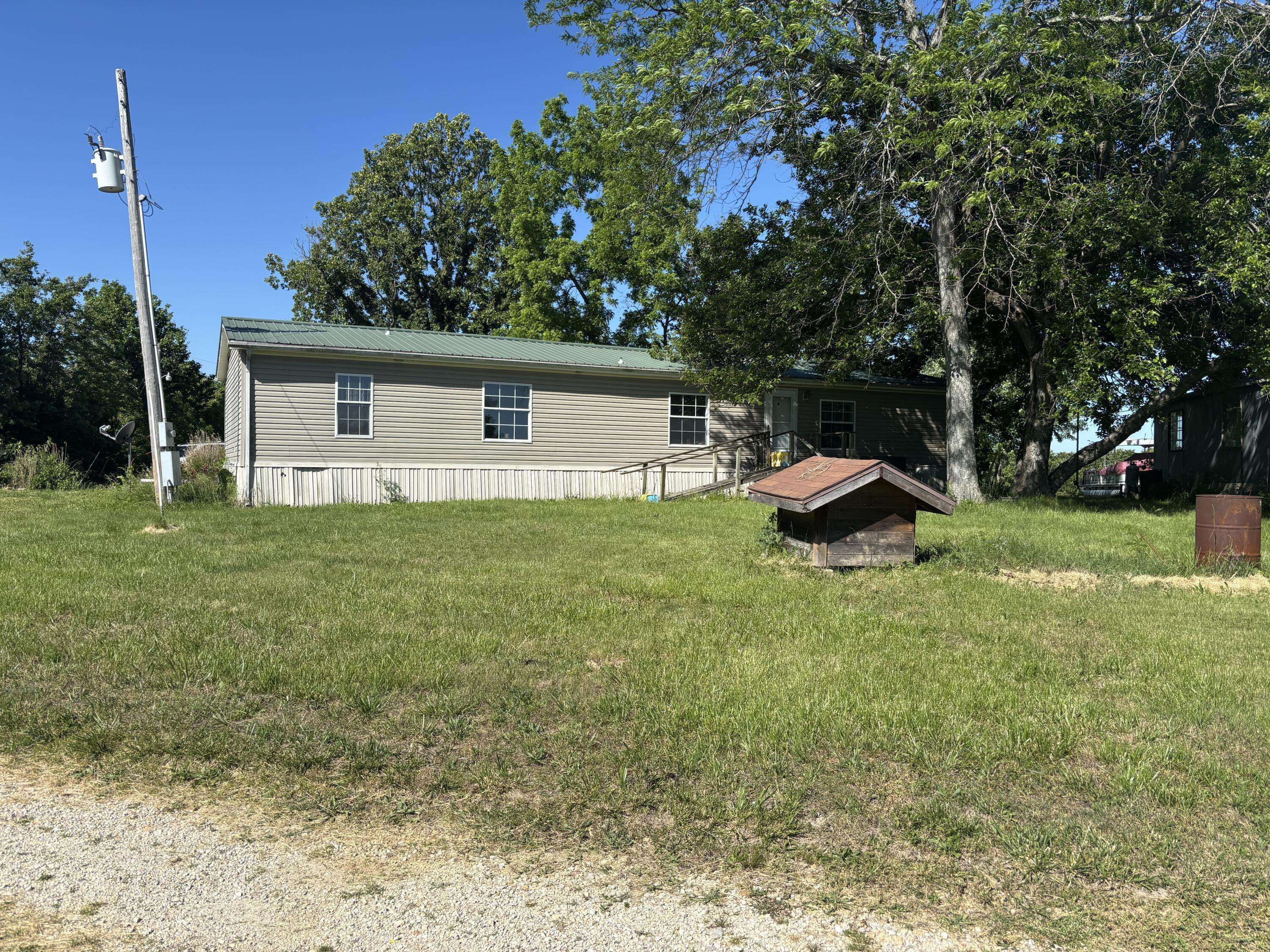 85 Horse Gate TRL, Long Lane, MO 65590