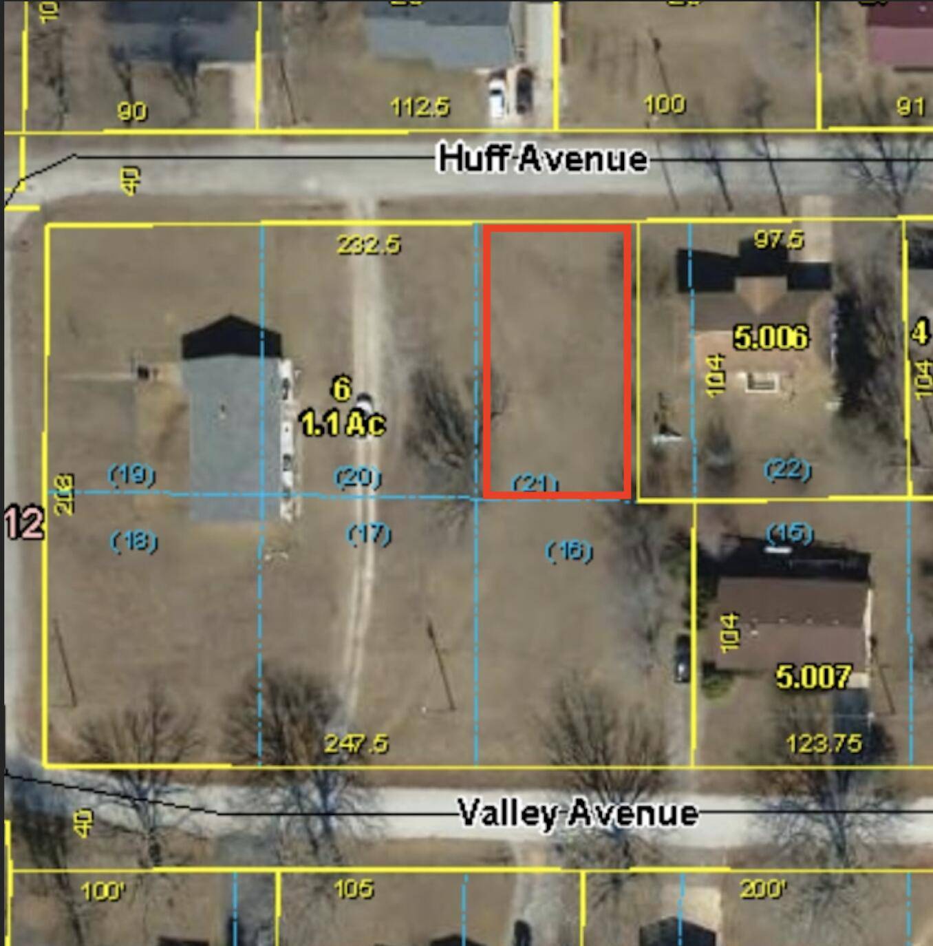 1302 Valley AVE, Ava, MO 65608