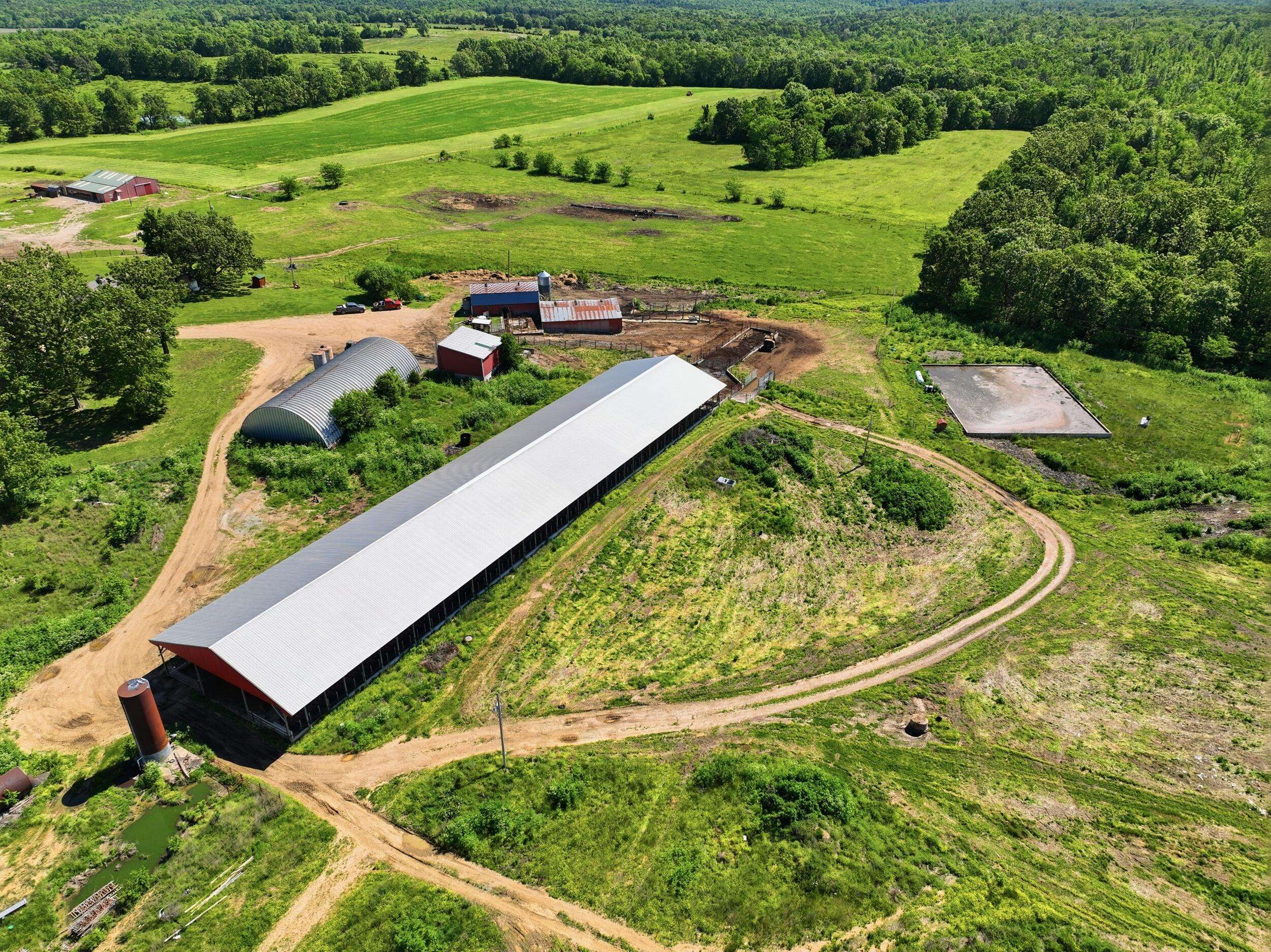9290 Burton Branch RD, Bucyrus, MO 65444