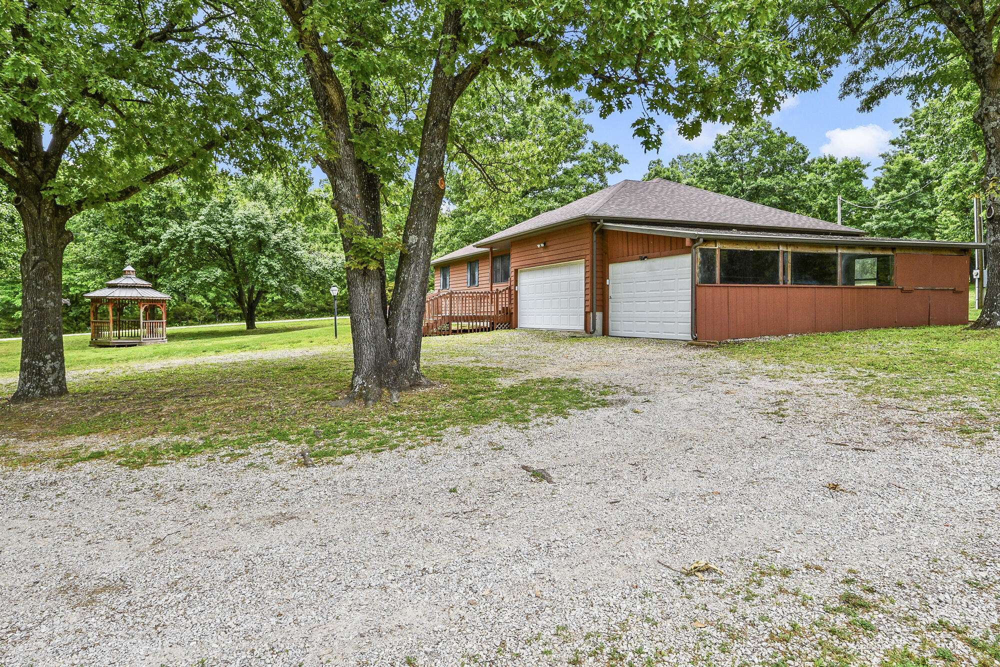 1194 State Highway Dd, Marshfield, MO 65706