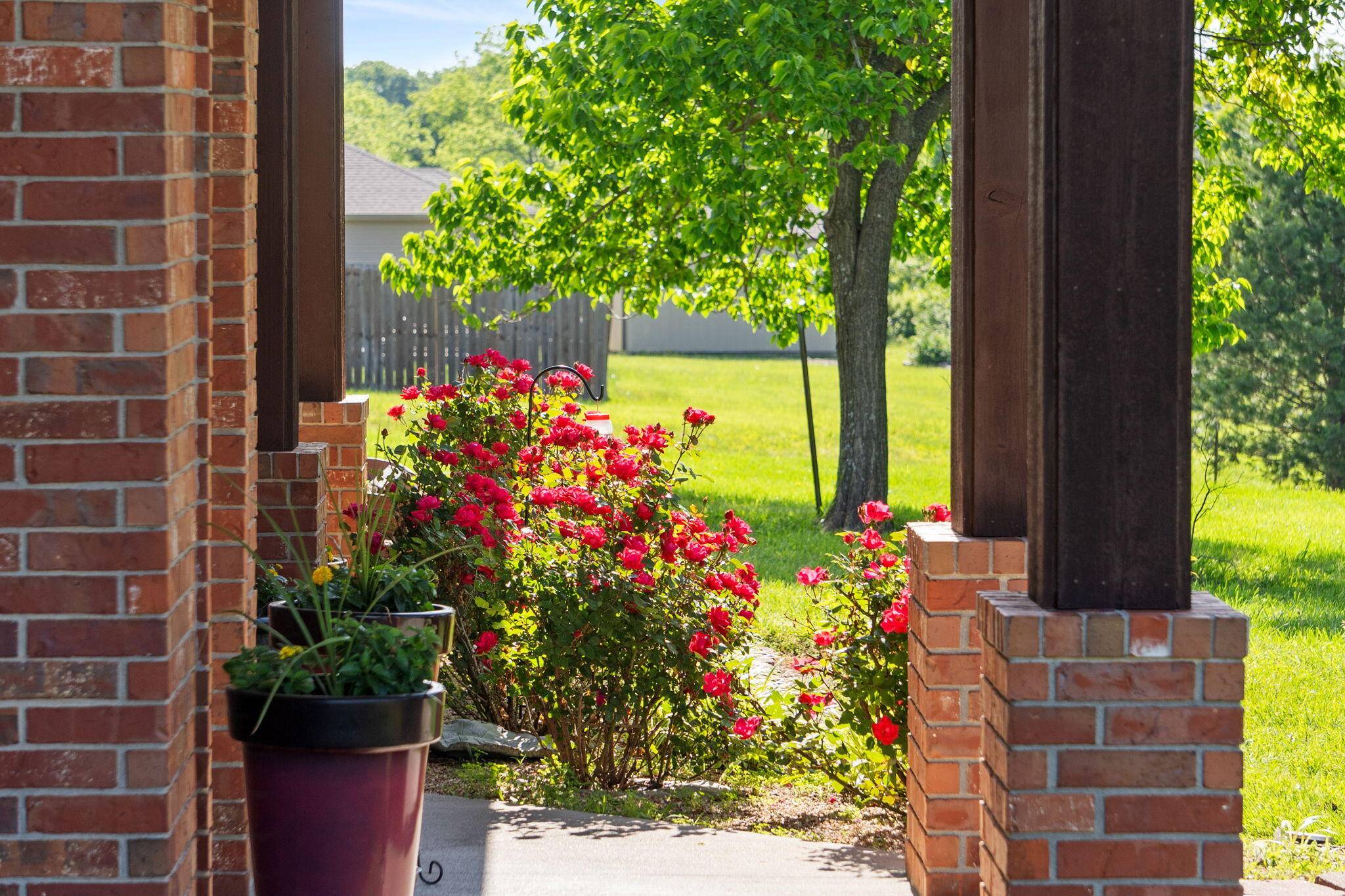 839 Old Wilderness RD, Reeds Spring, MO 65737